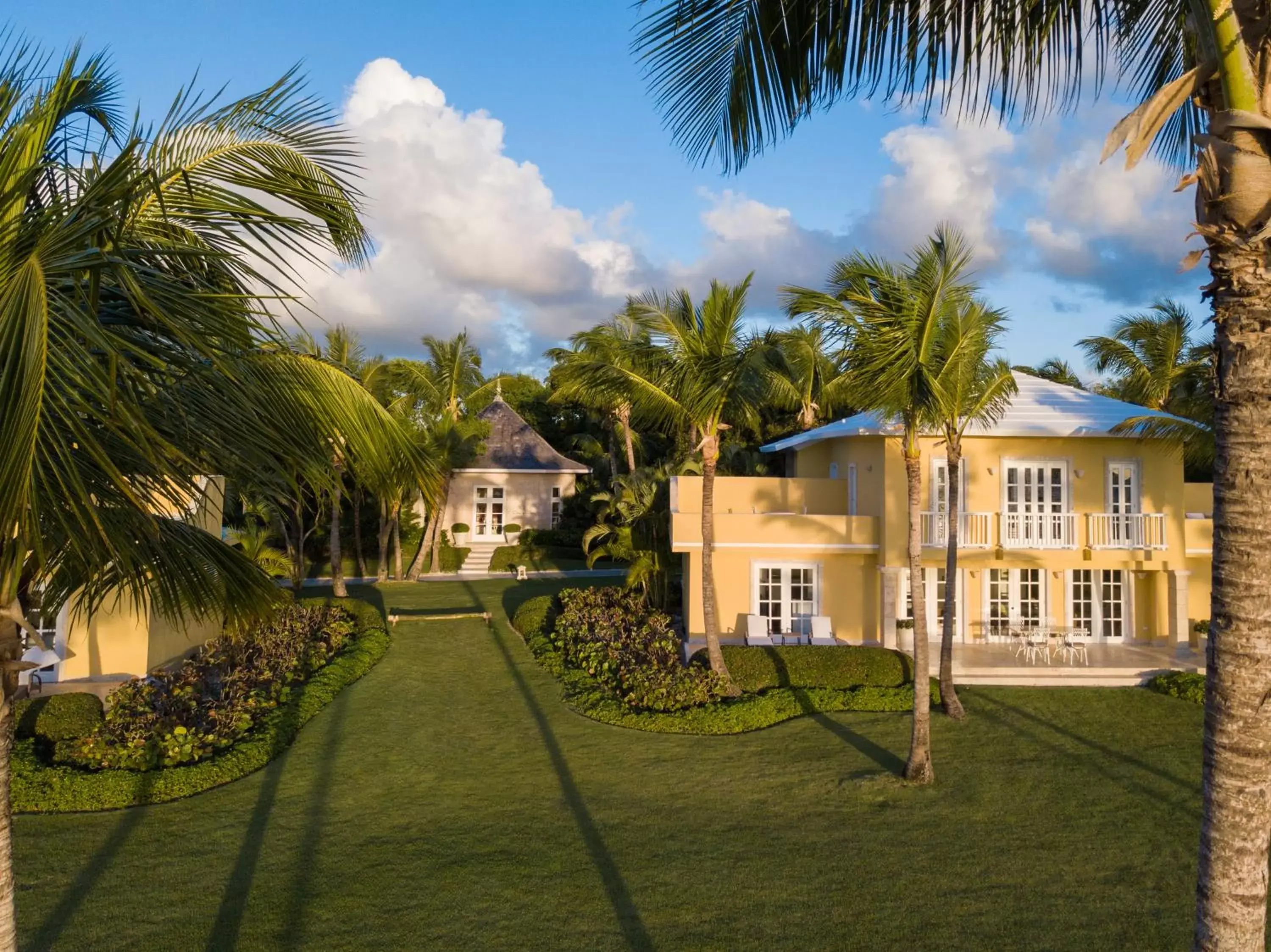 Property Building in Tortuga Bay