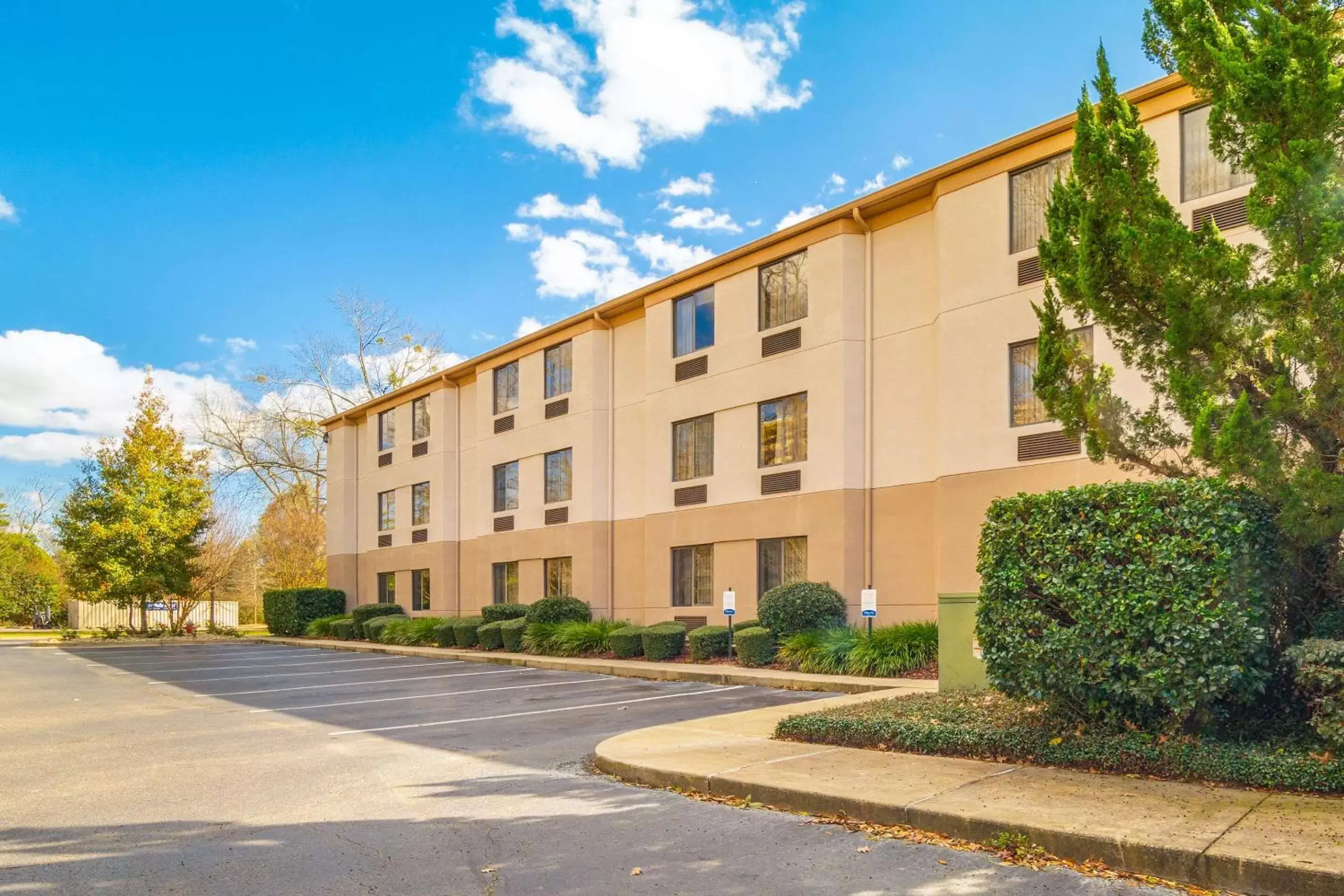 Property Building in Sleep Inn Aiken