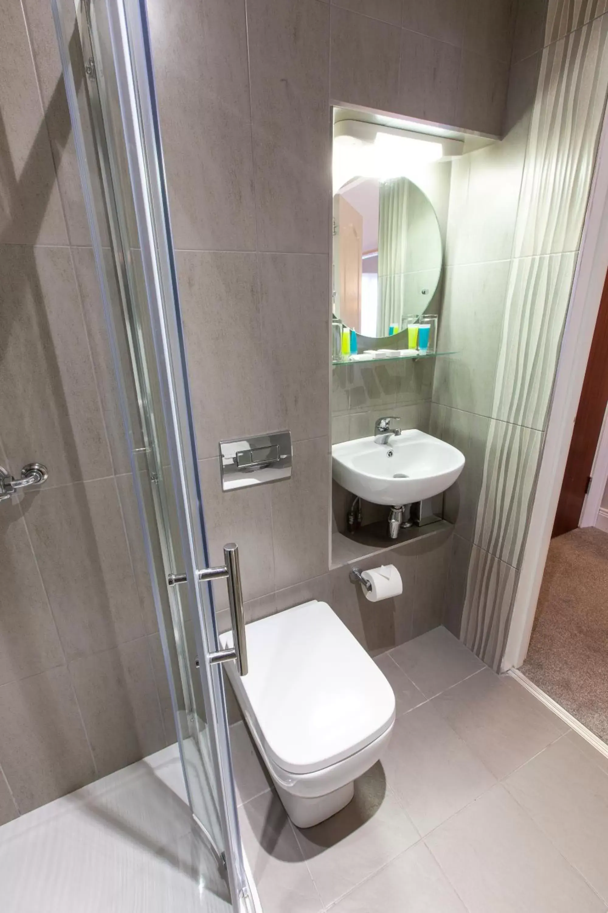 Bathroom in Best Western Plus White Horse Hotel Bathroom in Best Western Plus White Horse Hotel