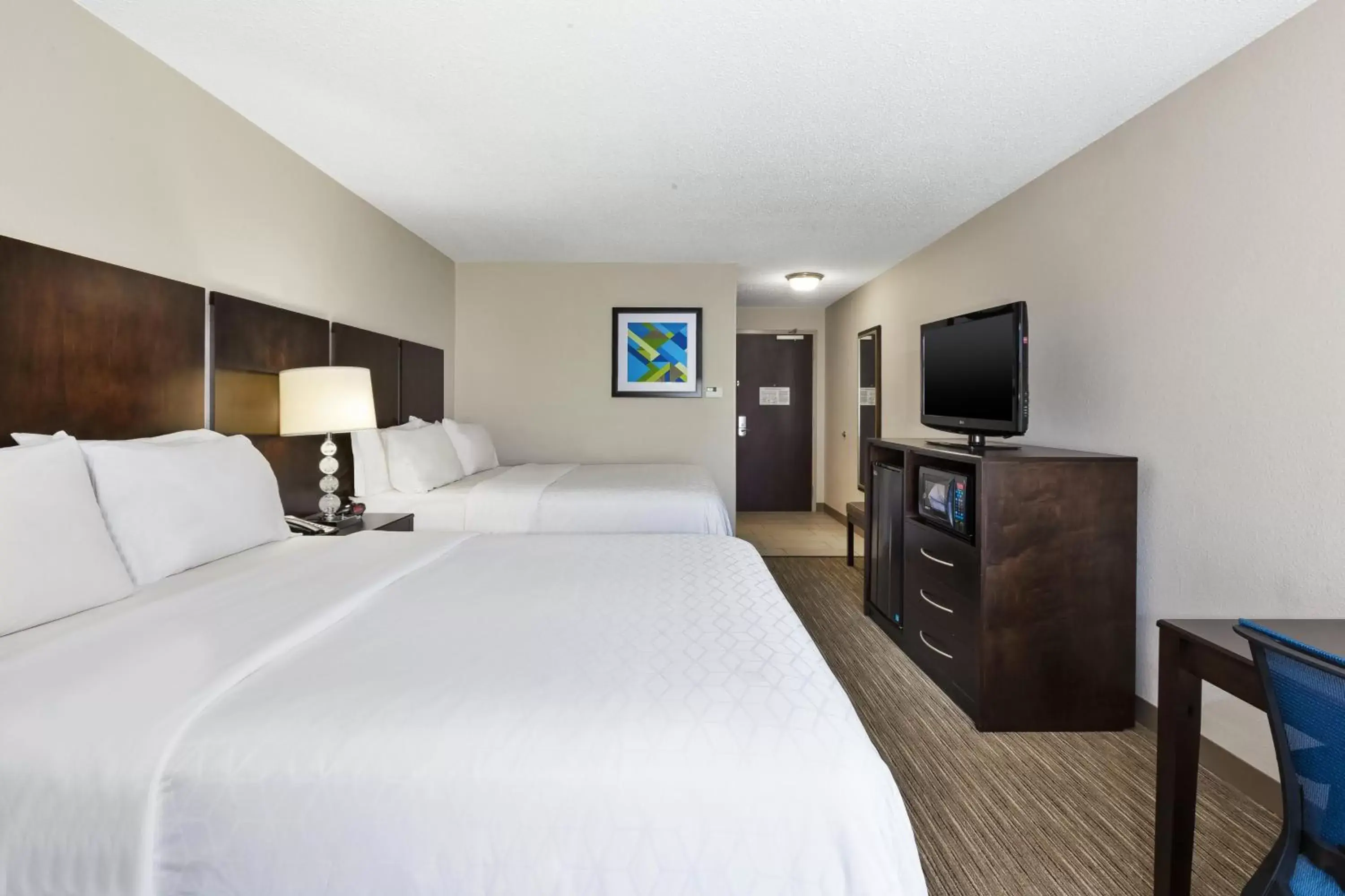 Photo of the whole room, Bed in Holiday Inn Express Chillicothe East, an IHG Hotel