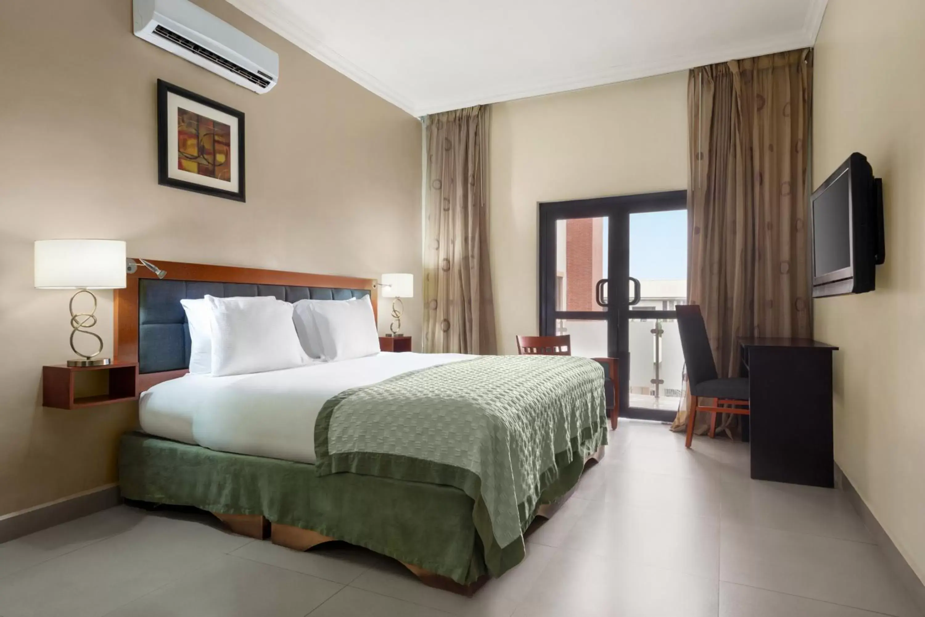 Bedroom, Bed in Hawthorn Suites by Wyndham Abuja