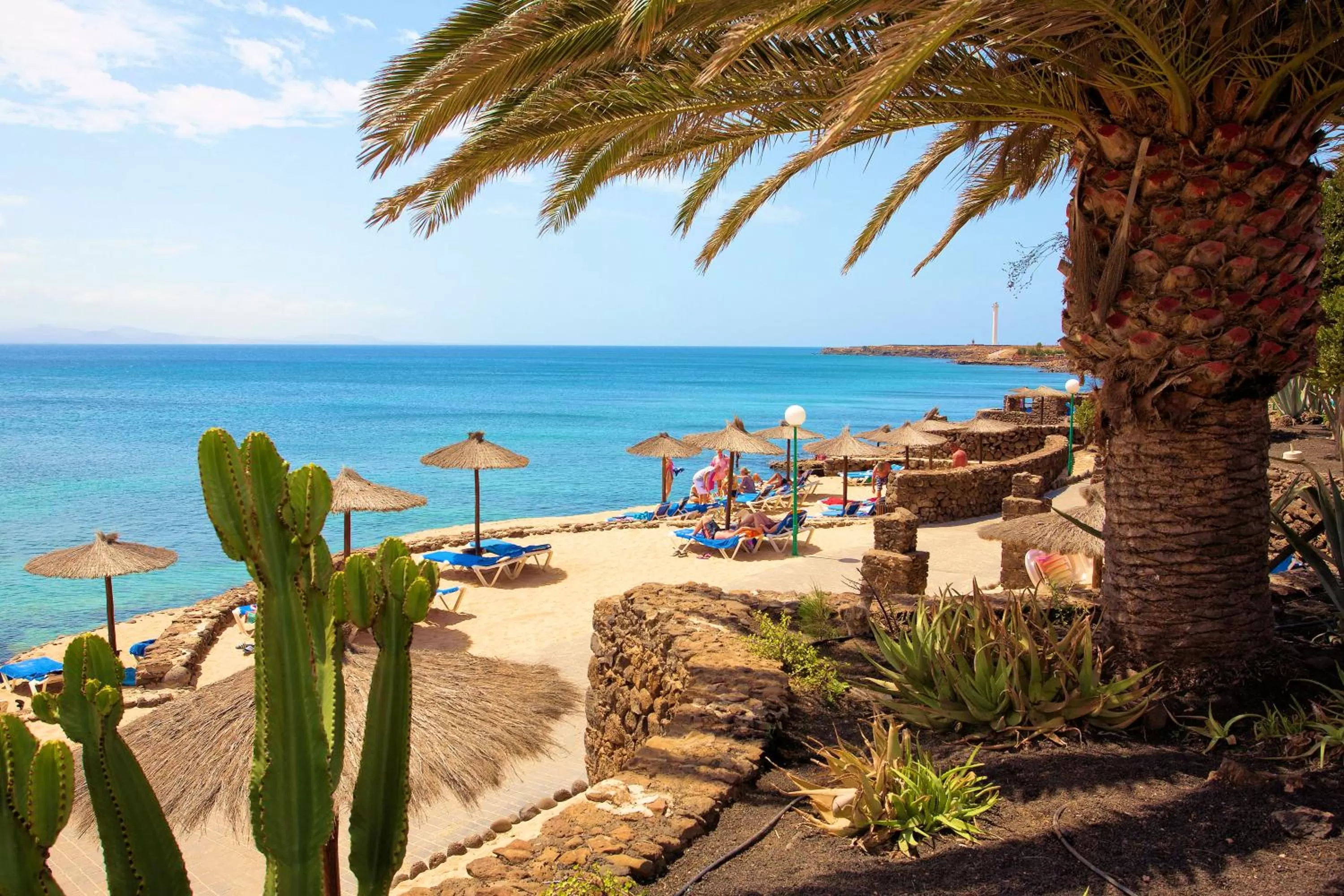 Beach in SBH Hotel Royal Mónica