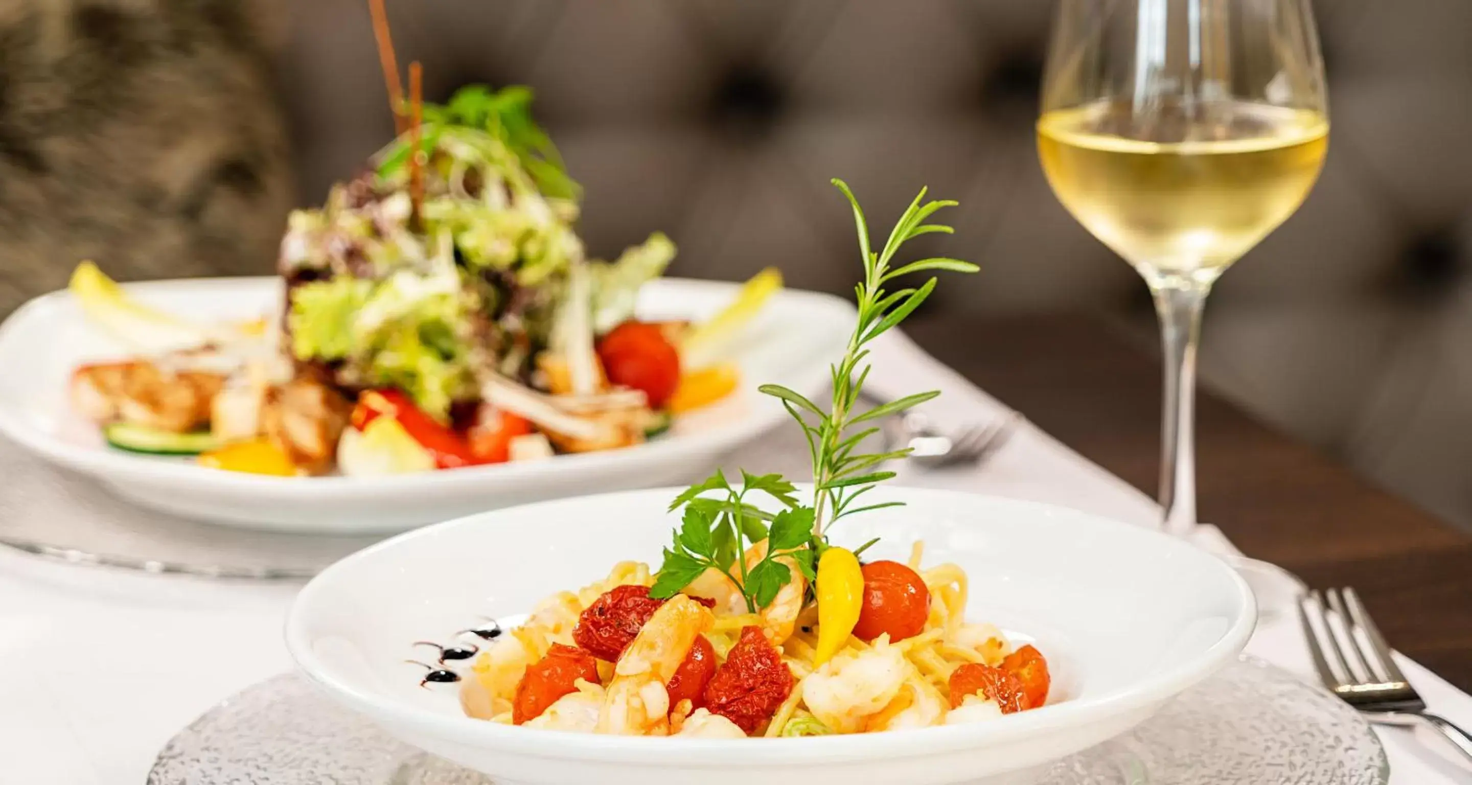 Restaurant/places to eat in Victor's Residenz-Hotel Berlin Mitte Restaurant/places to eat in Victor's Residenz-Hotel Berlin Mitte