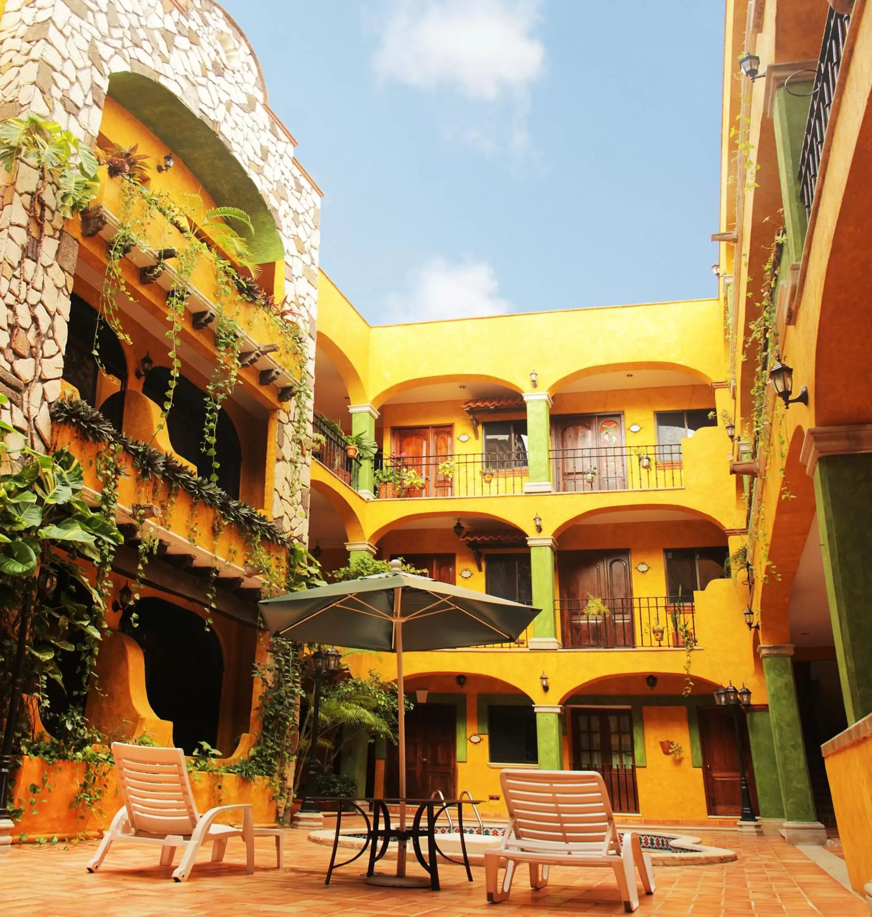 Patio in Hacienda Del Caribe Hotel