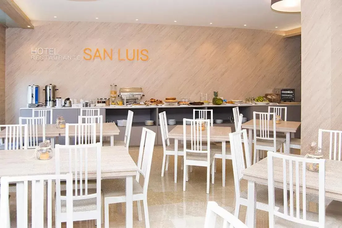 Restaurant/Places to Eat in San Luis