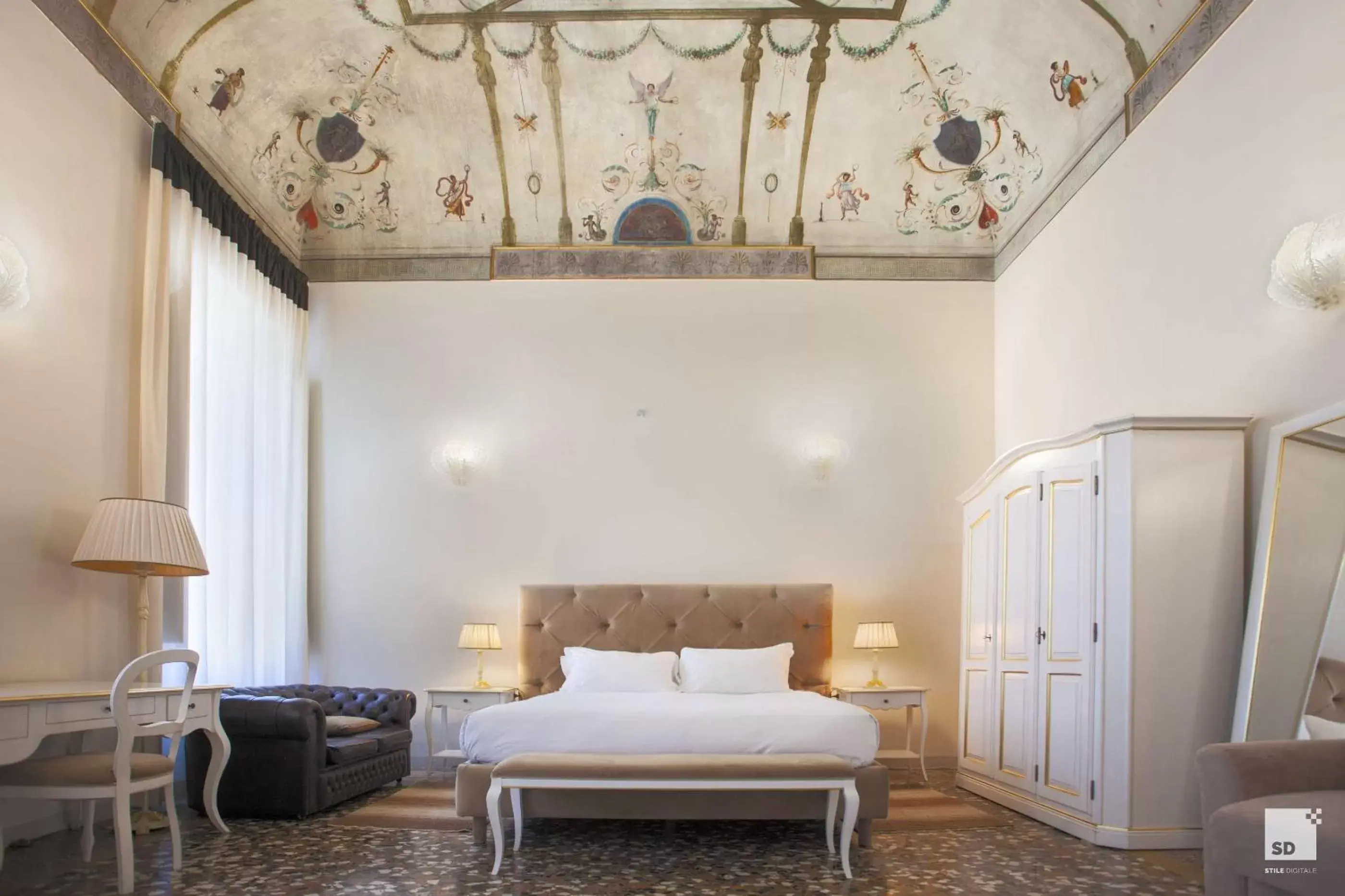 Photo of the whole room, Bed in Palazzo Galletti Abbiosi