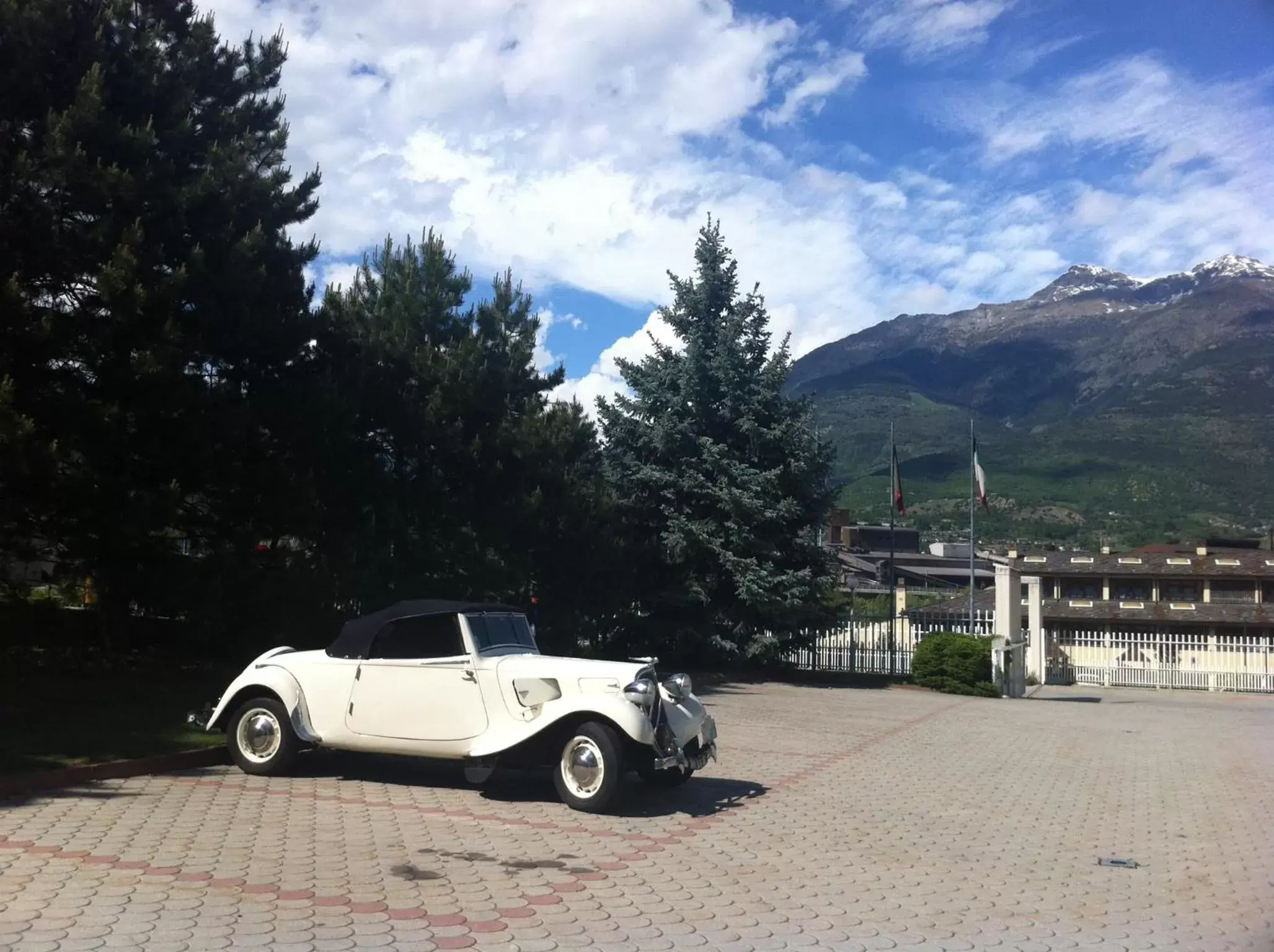 Parking, Mountain View in Hotel Miage