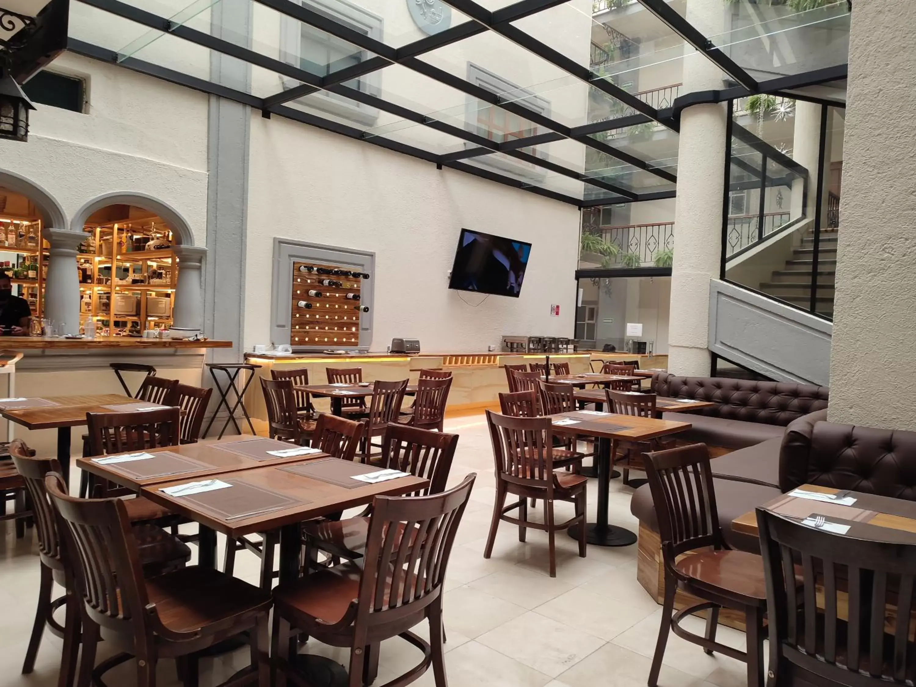 Restaurant/places to eat in Hotel Marques Del Valle Restaurant/places to eat in Hotel Marques Del Valle