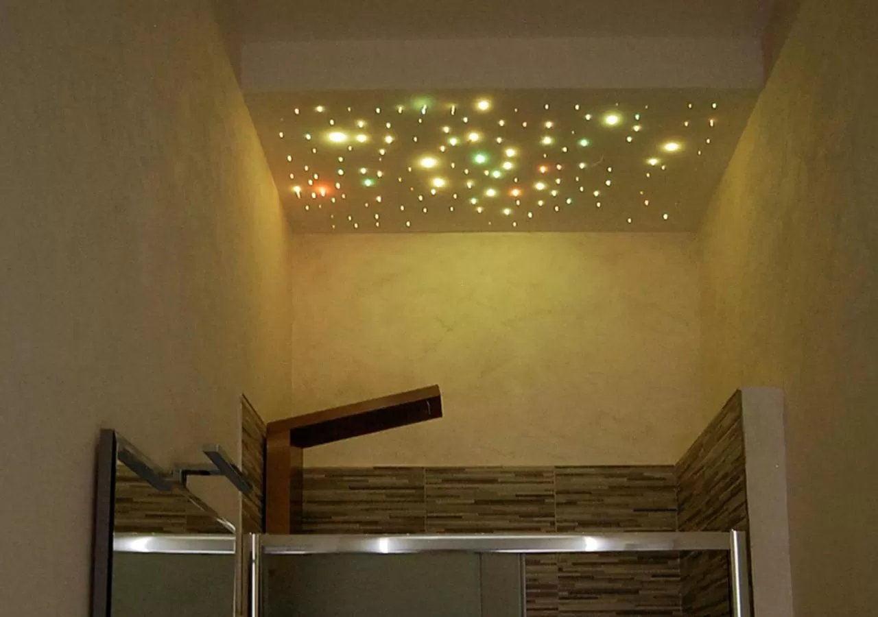 Shower in B&b Vittorio Emanuele II