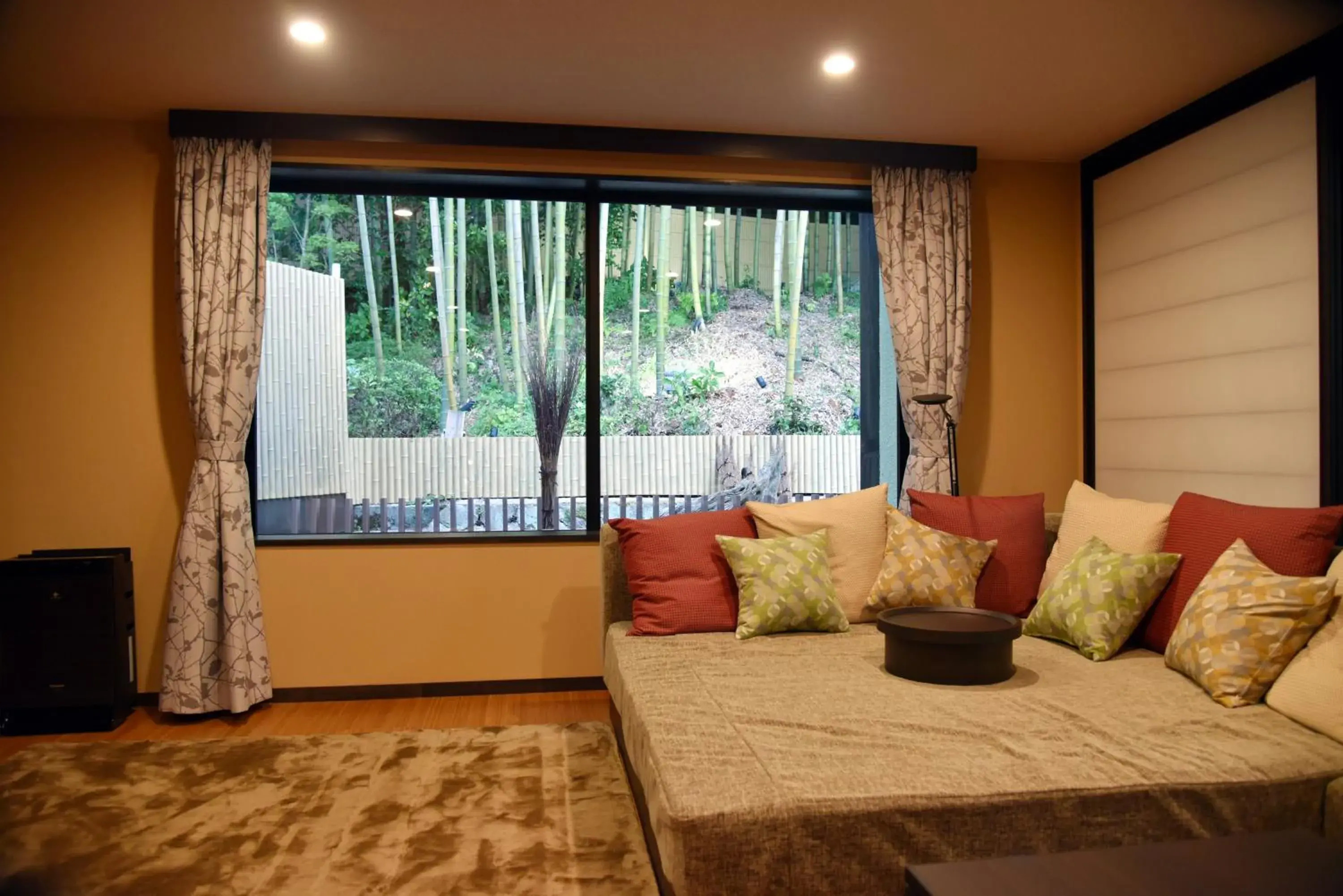 View (from property/room), Seating Area in Arima Onsen Taketoritei Maruyama Ryokan