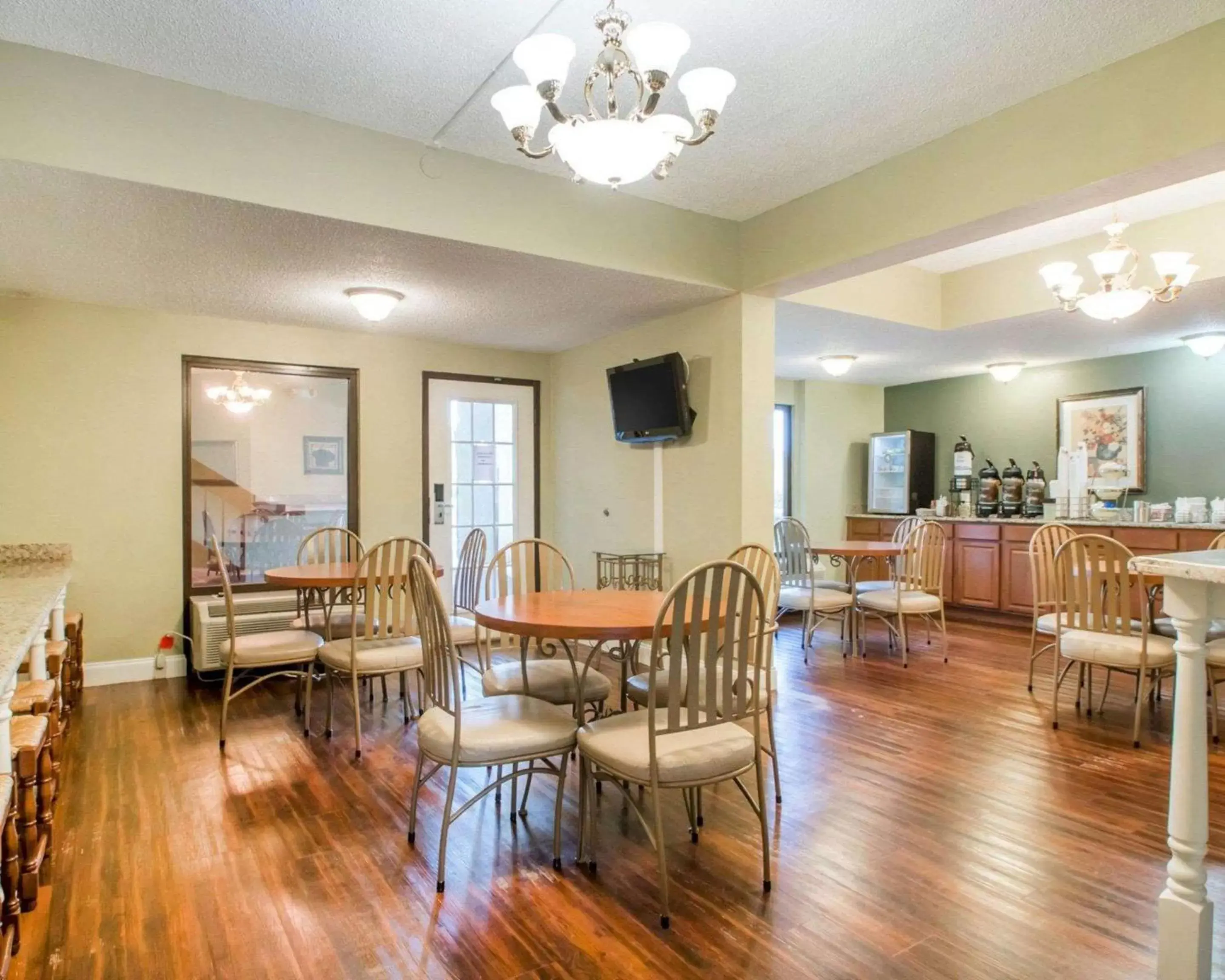 Restaurant/places to eat, Dining Area in Quality Inn & Suites Ridgeland