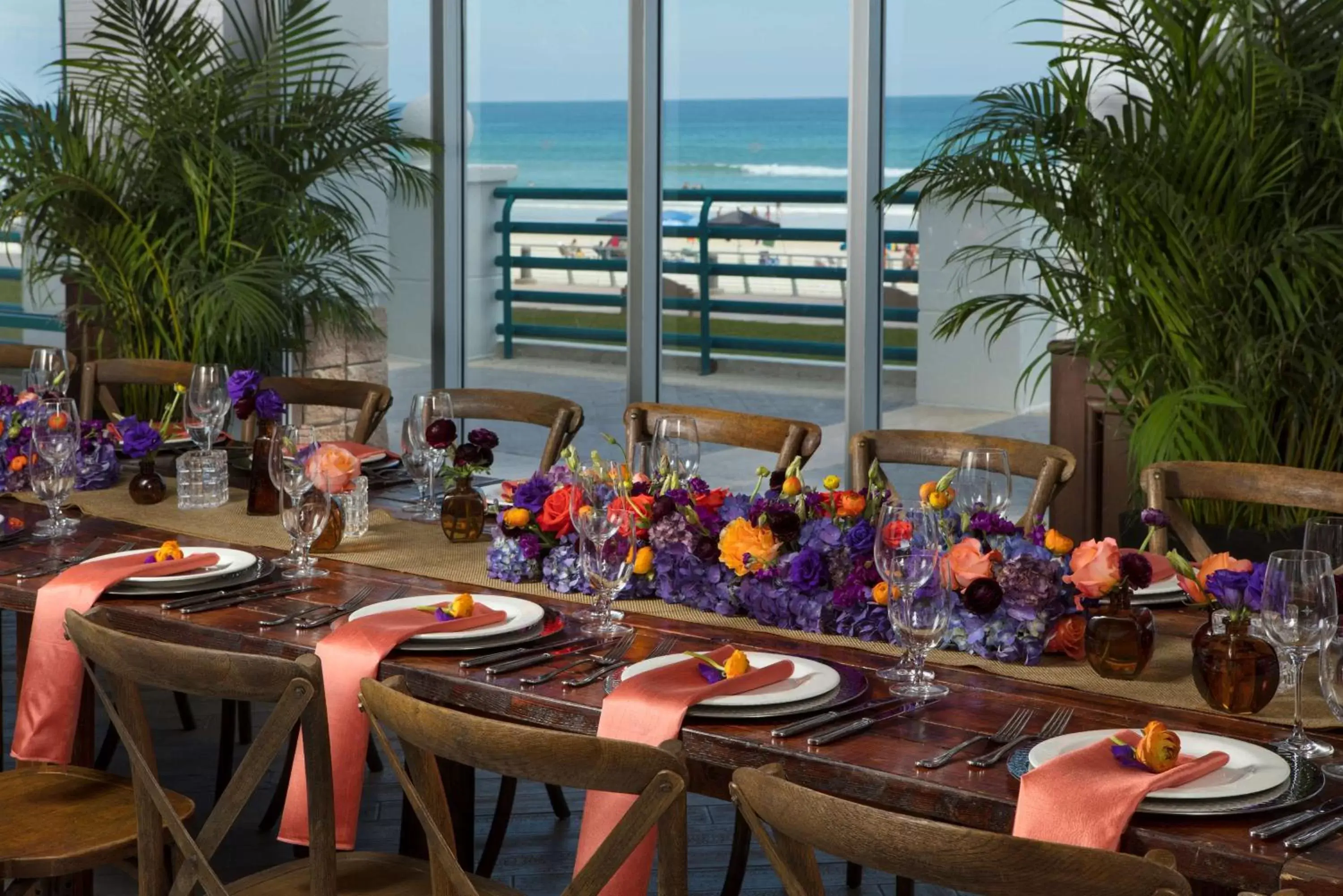 Meeting/conference room, Restaurant/Places to Eat in Hilton Daytona Beach Resort