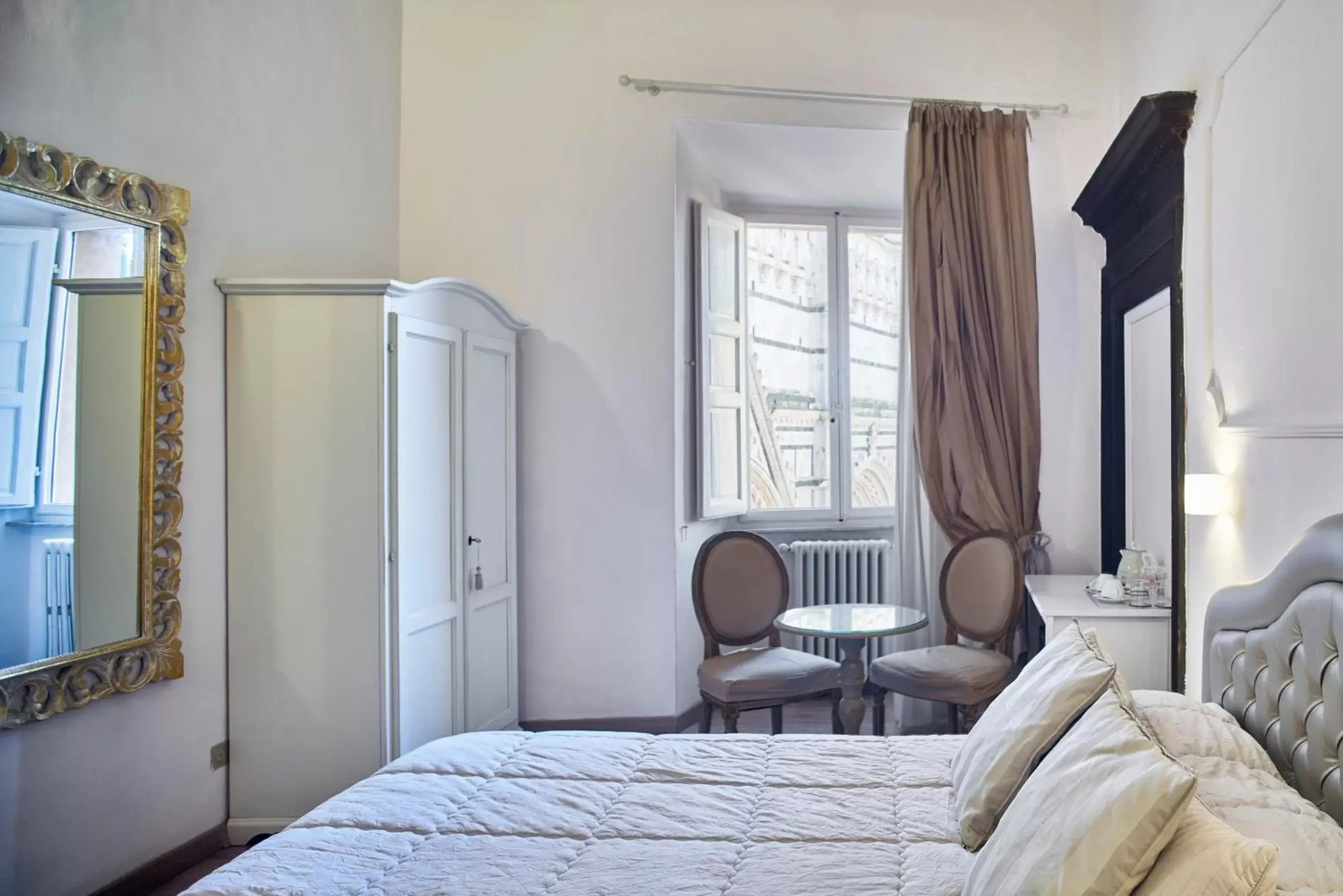 Bedroom, Bed in Palazzo del Magnifico B&B