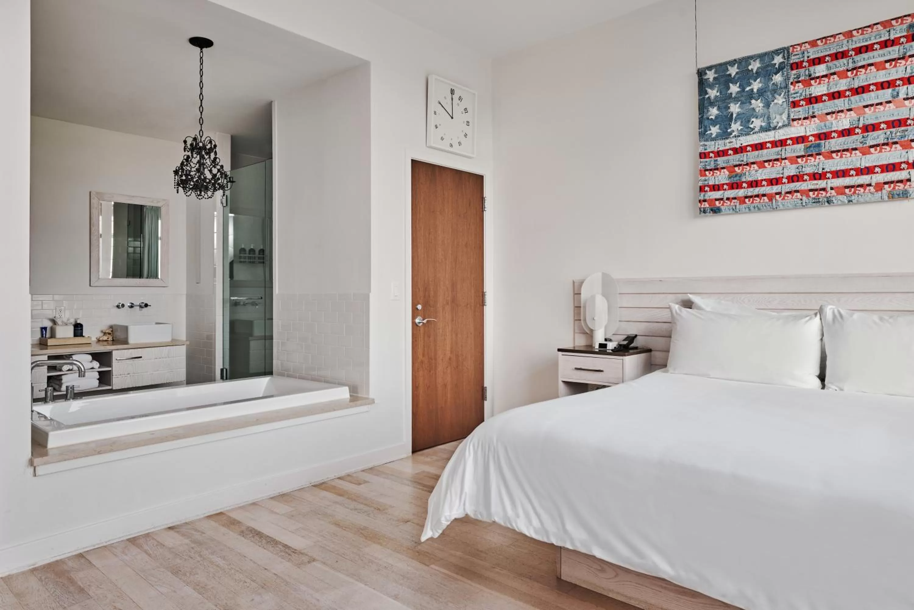 Bedroom, Bed in Bungalow Hotel