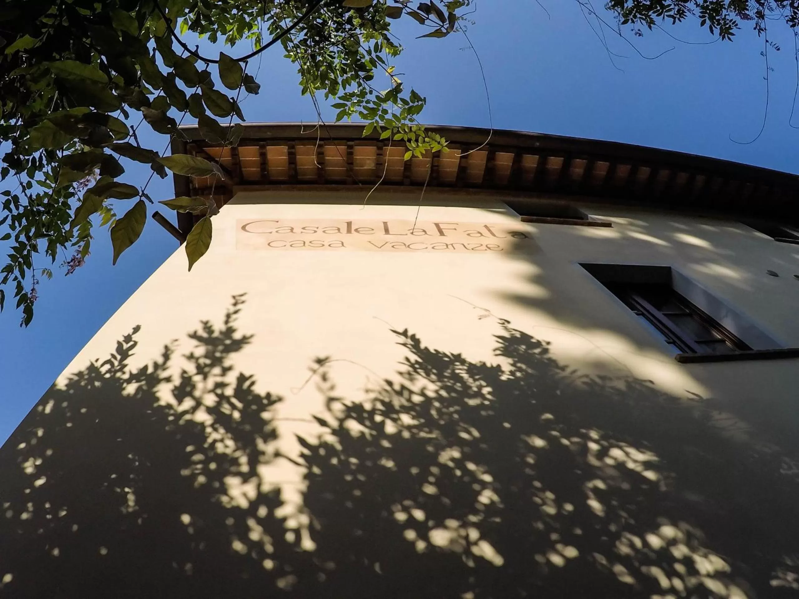 Facade/entrance in CASALE LA FATA -tipico toscano immerso nelle colline tra Lucca e Versilia, 6 appartamenti indipendenti