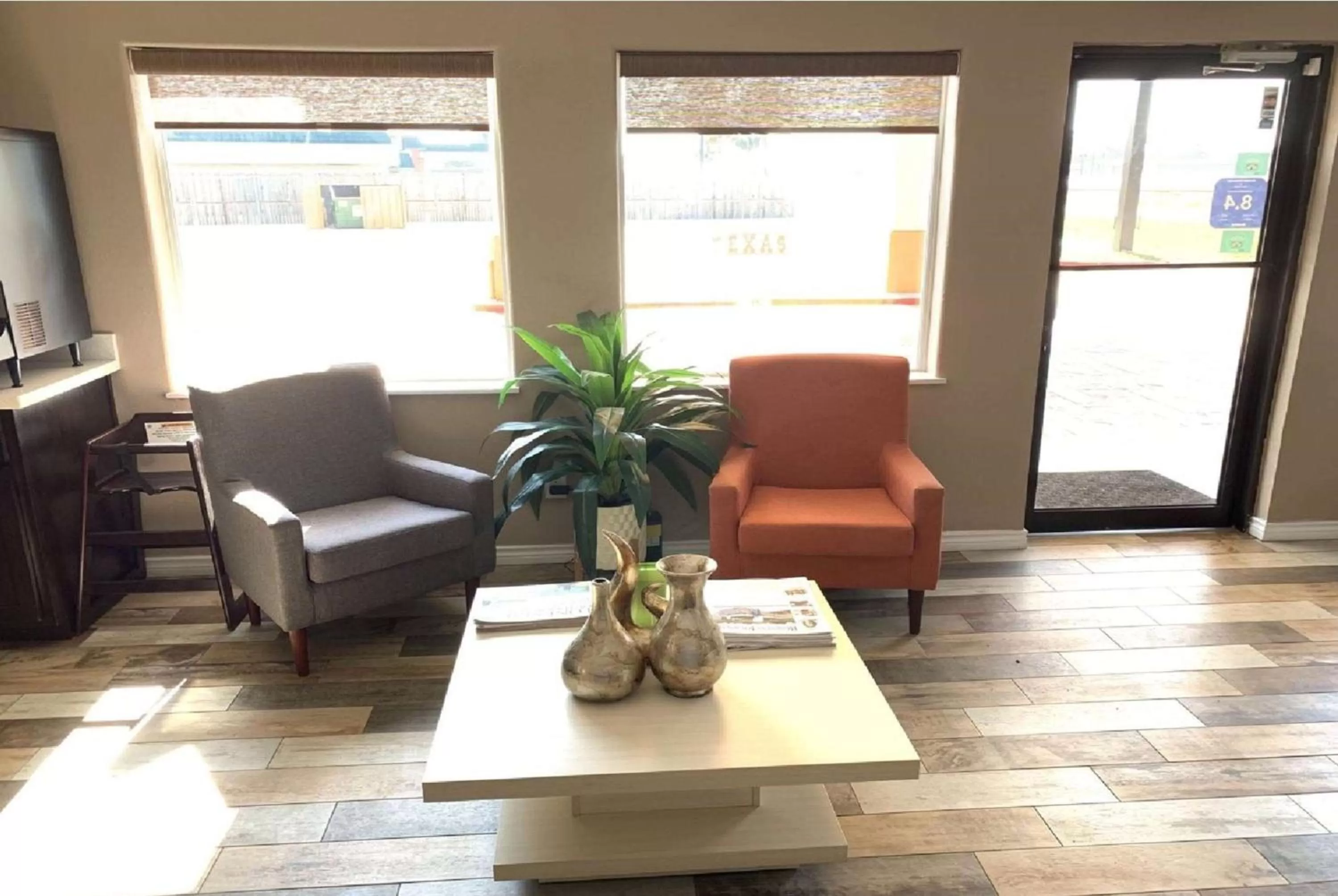 Lobby or reception in Days Inn by Wyndham Orange