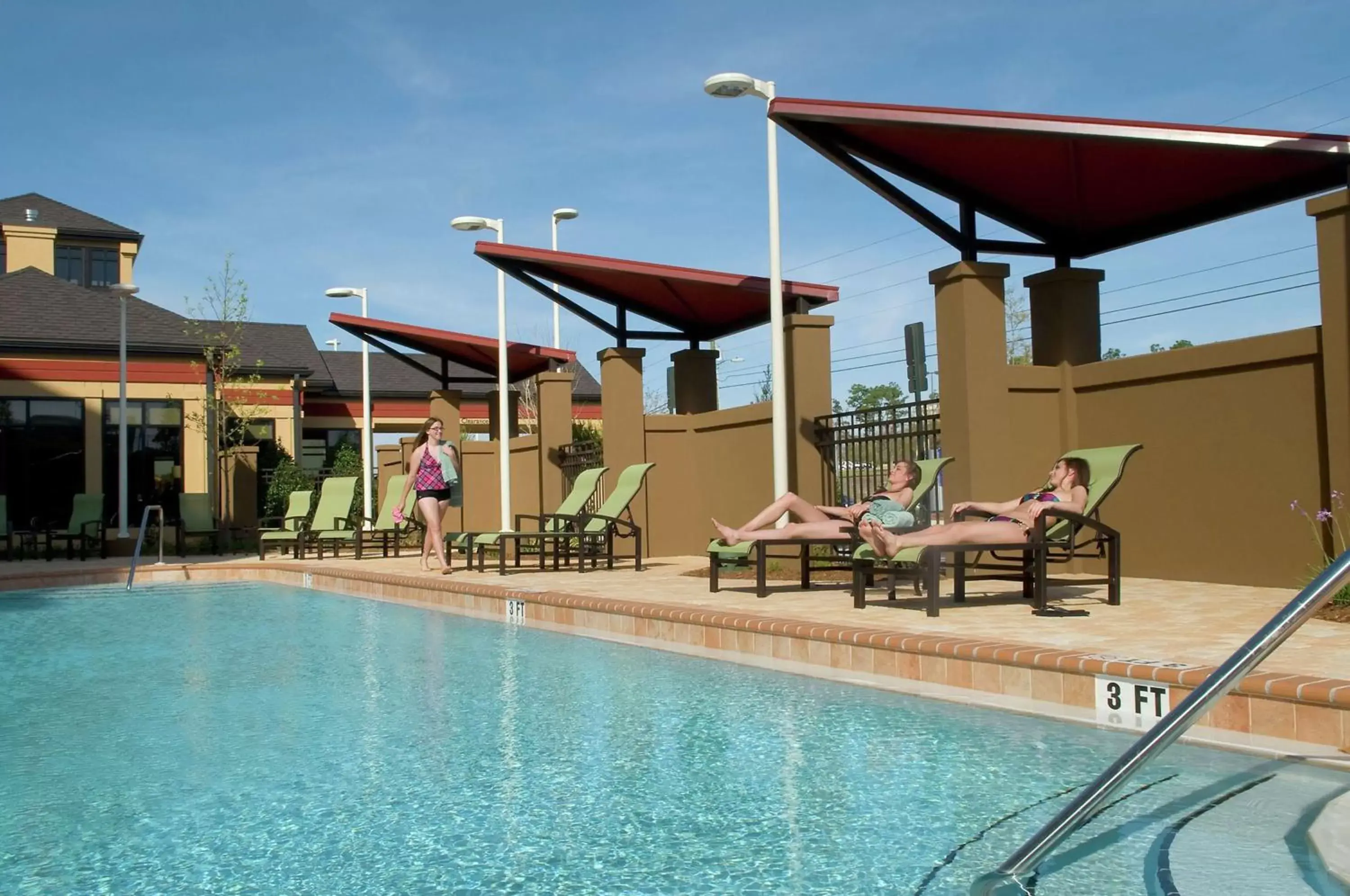Property building, Swimming Pool in Hilton Garden Inn Pensacola Airport/Medical Center