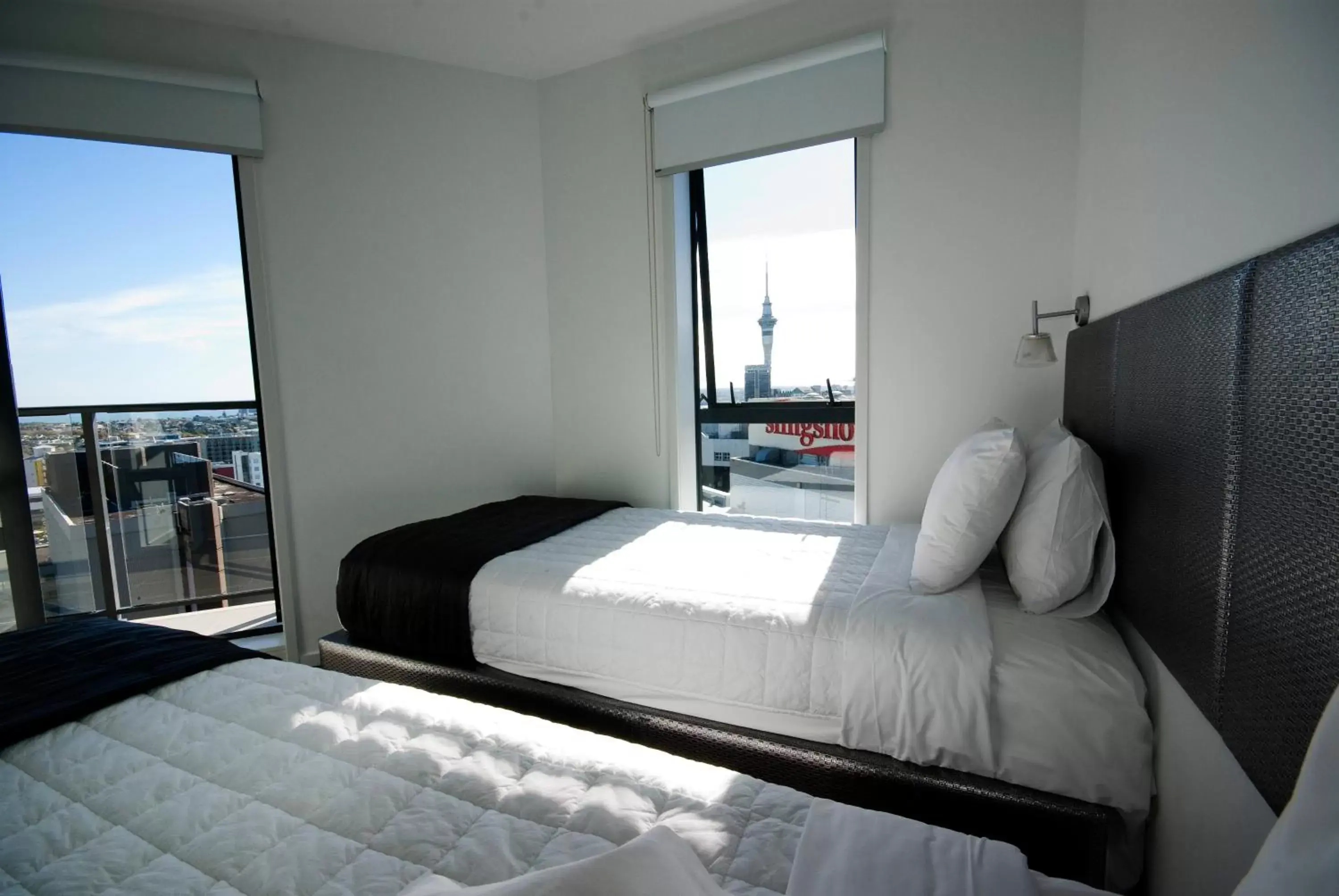 Bed in Nesuto St Martins Apartment Hotel