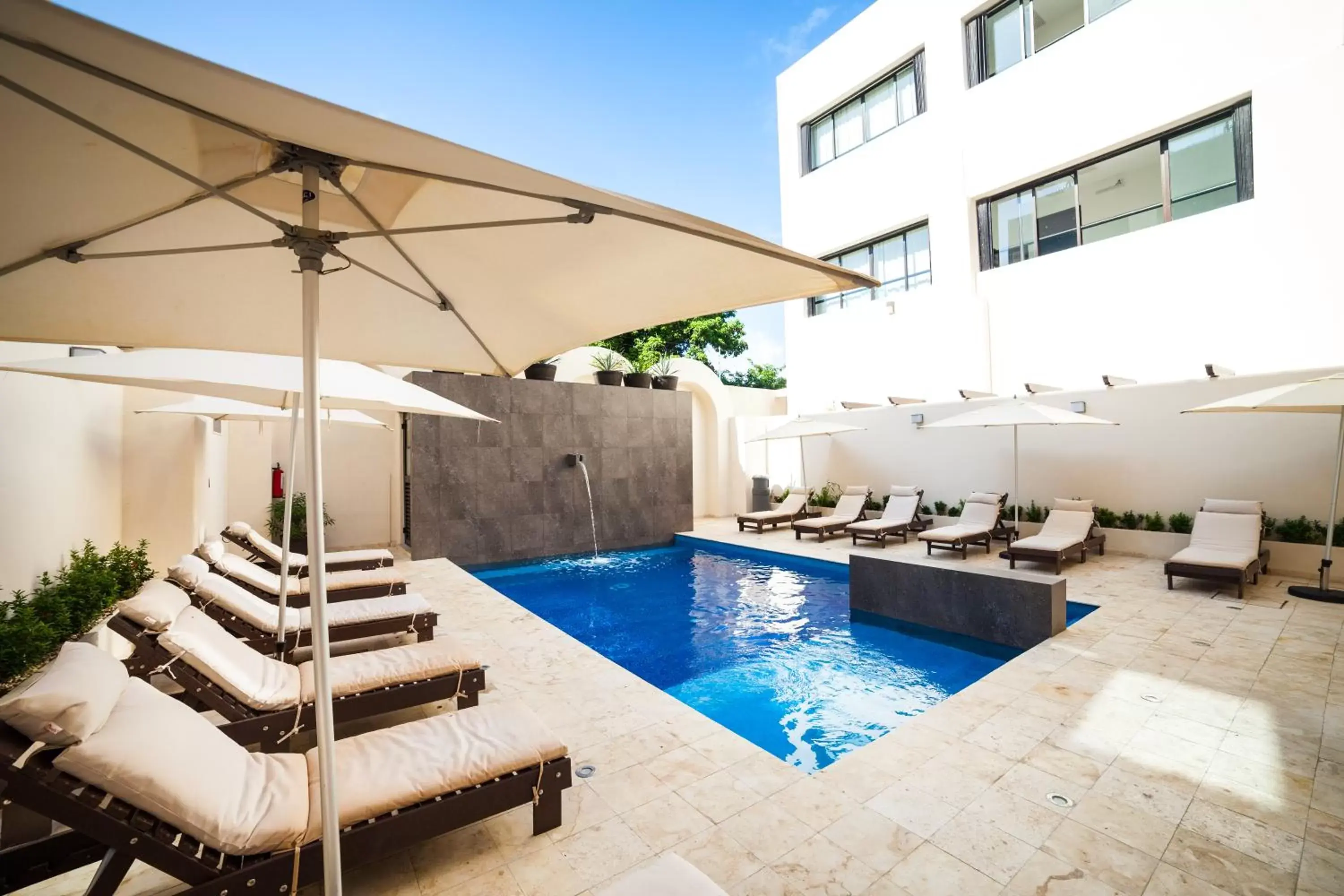 Pool view in Aspira Hotel Playa del Carmen