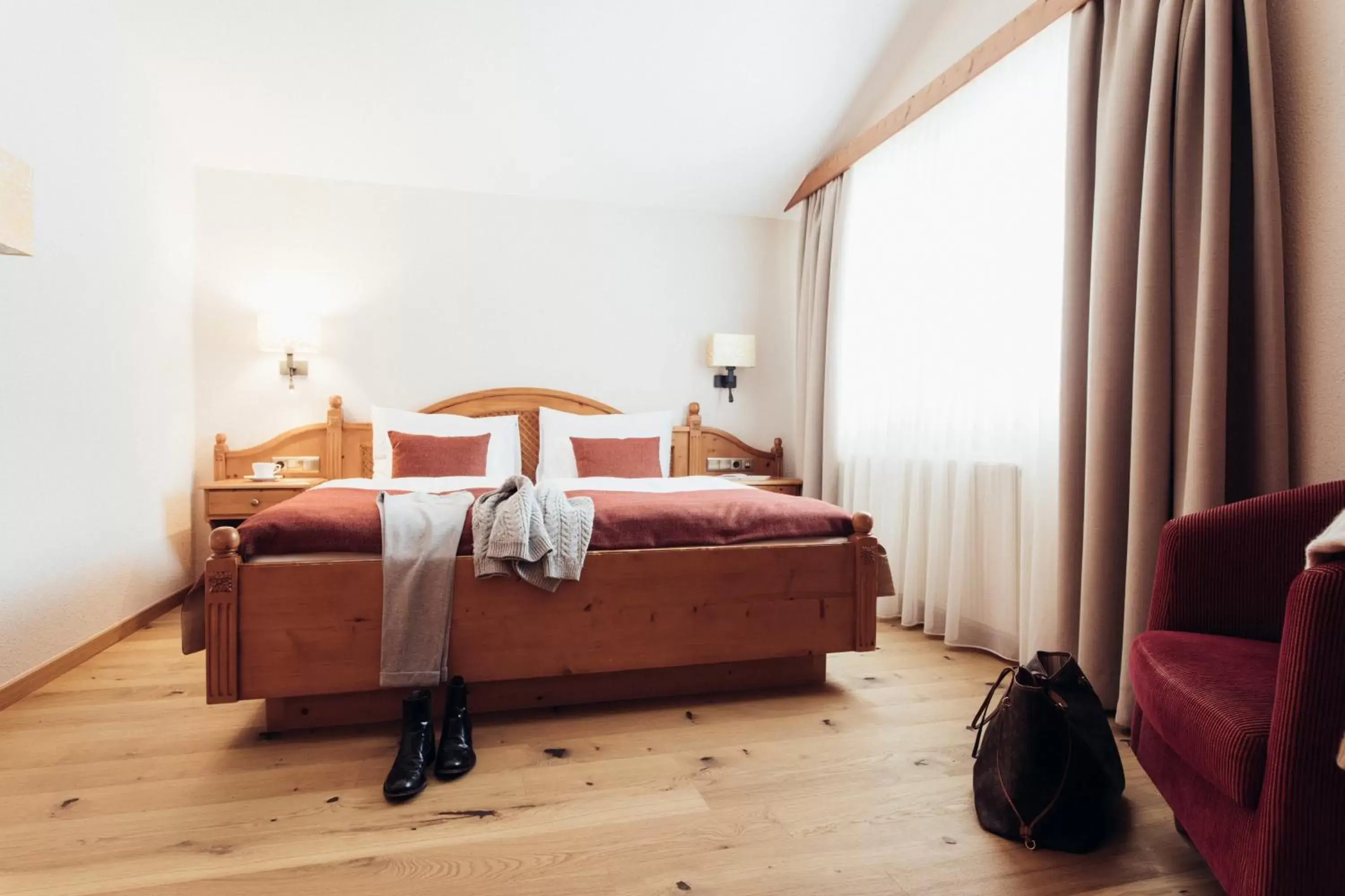 Bedroom, Bed in Hotel Habicher Hof 4-Sterne-Superior