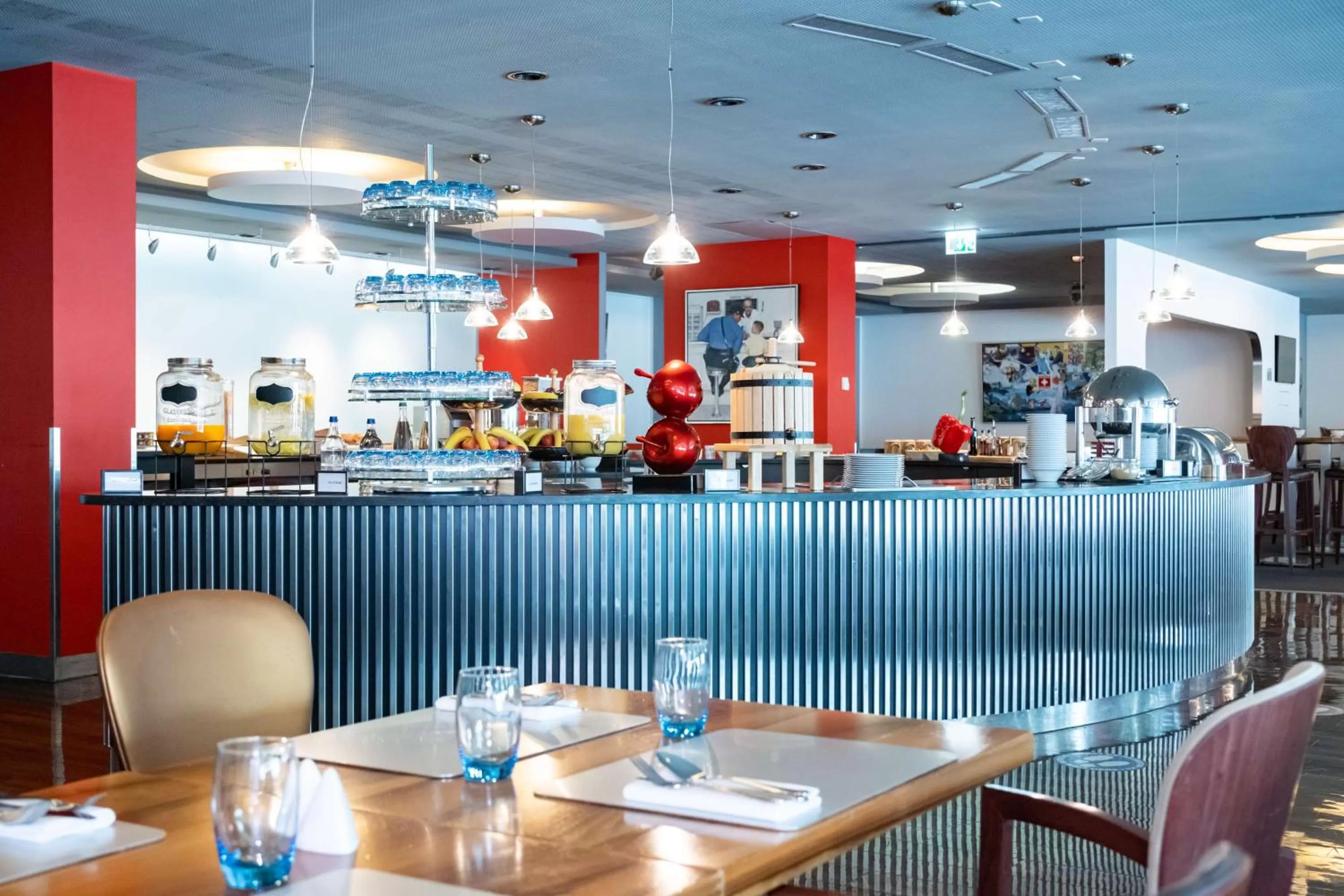 Restaurant/places to eat in Hilton Geneva Hotel and Conference Centre