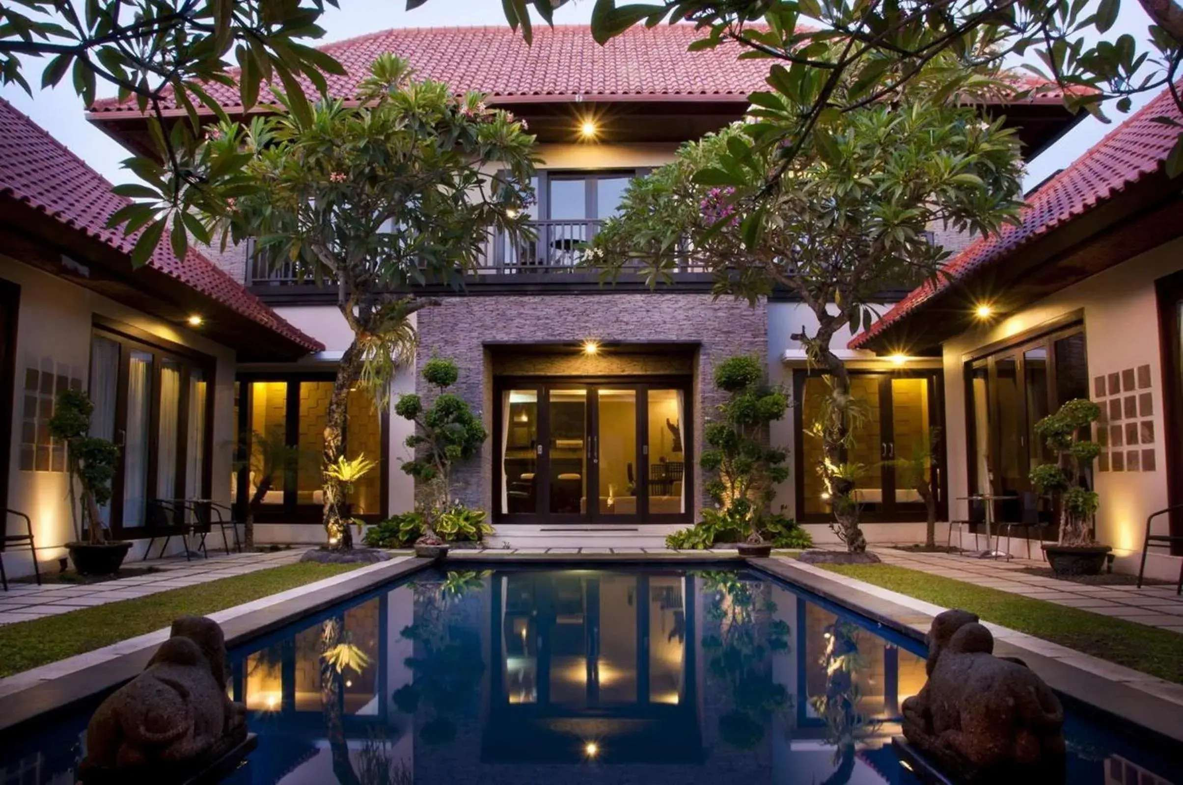 Property building in Sindhu Mertha Suite Property building in Sindhu Mertha Suite