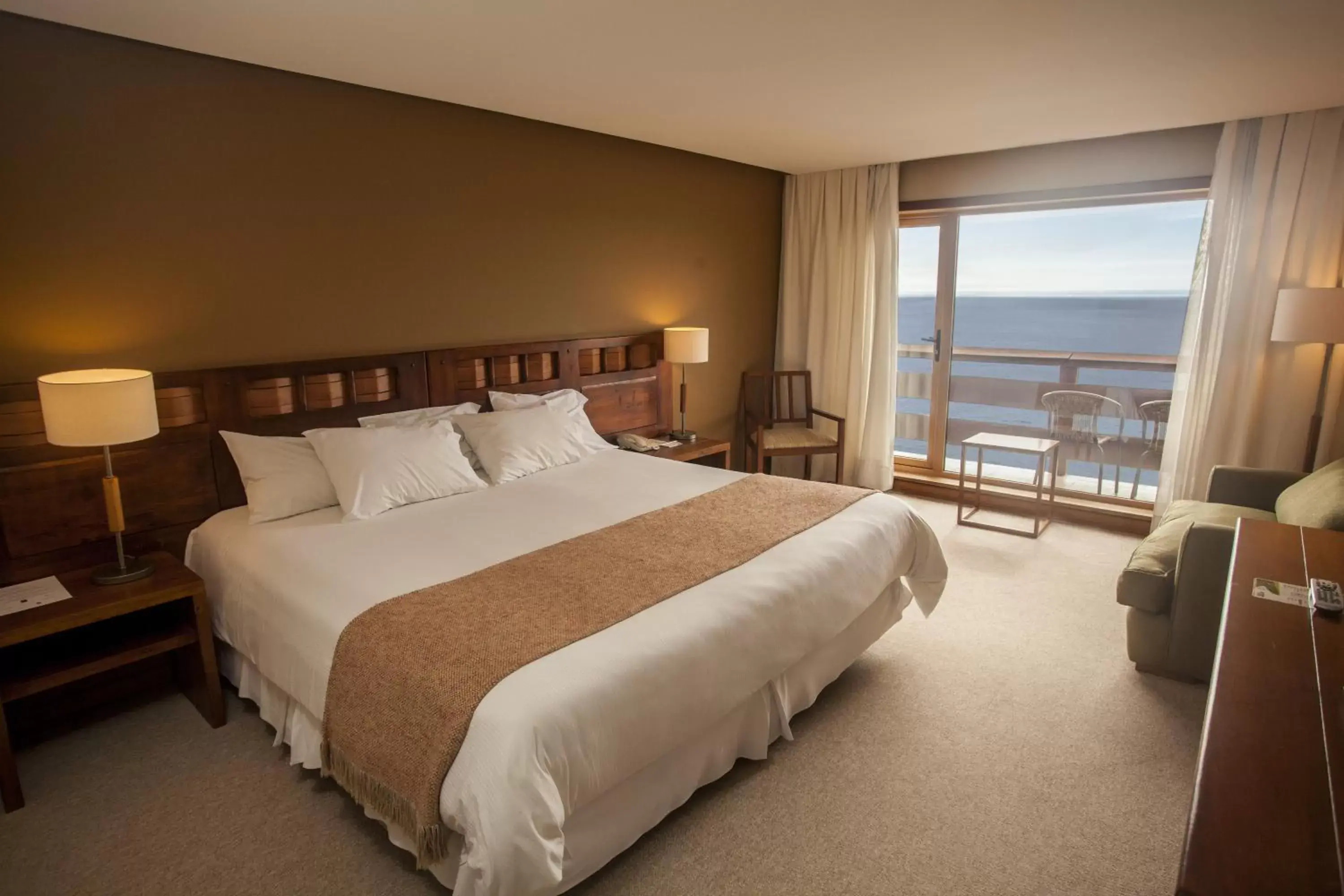 Superior Room with Balcony in Hotel Cumbres Puerto Varas