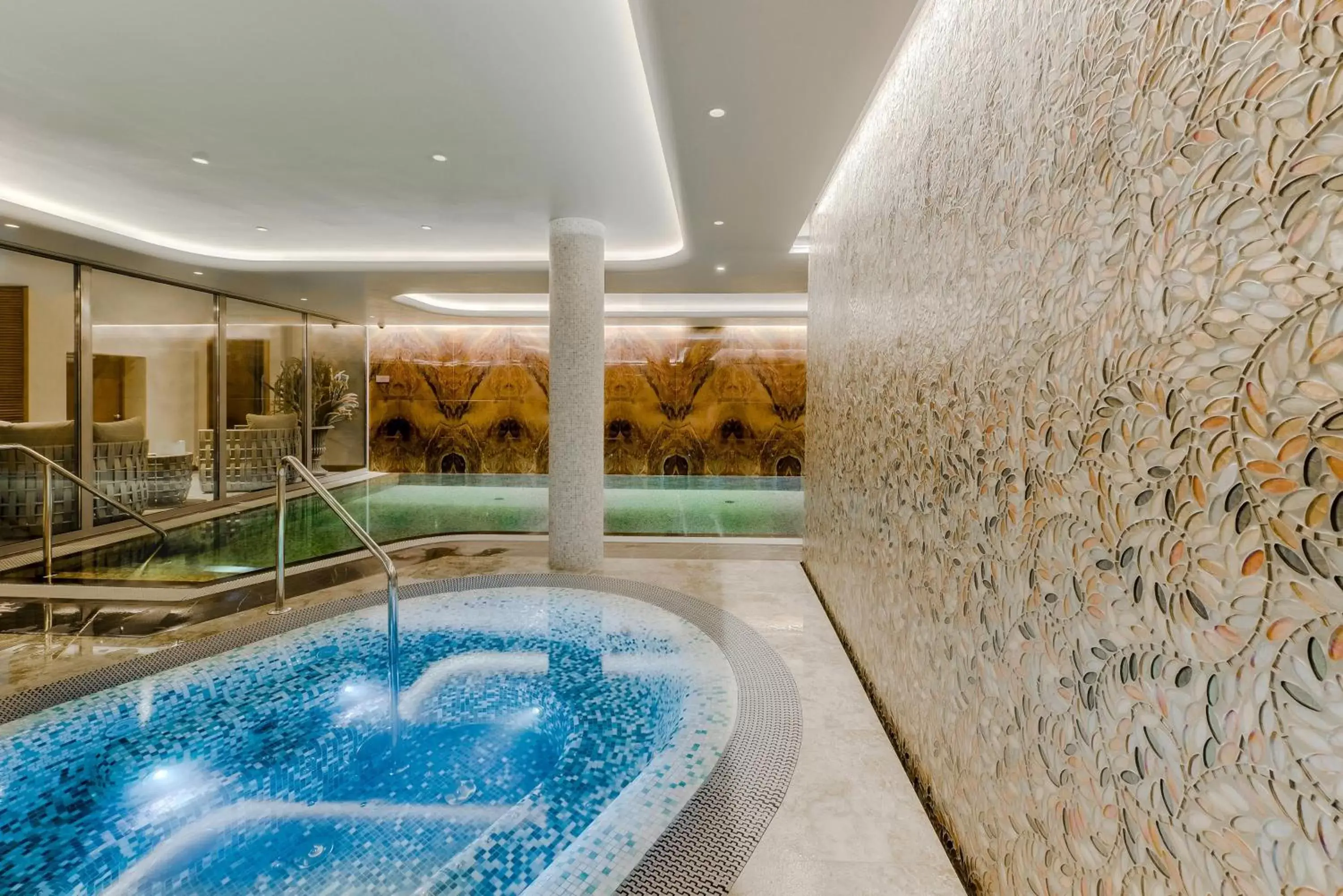 Spa and wellness centre/facilities, Swimming Pool in Grand Poet Hotel and SPA by Semarah