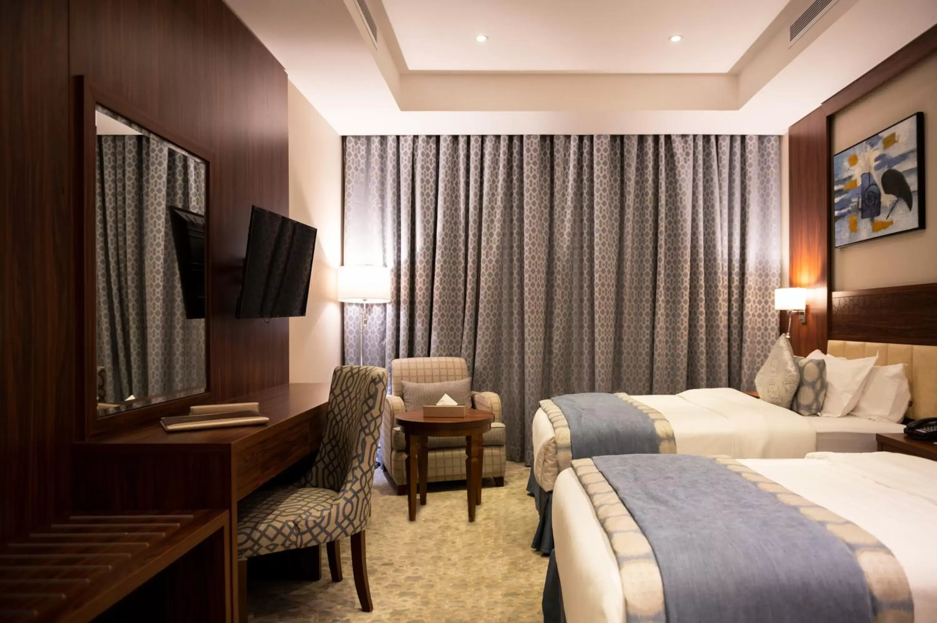 Queen Room with Two Queen Beds in Seasons Park Hotel Queen Room with Two Queen Beds in Seasons Park Hotel