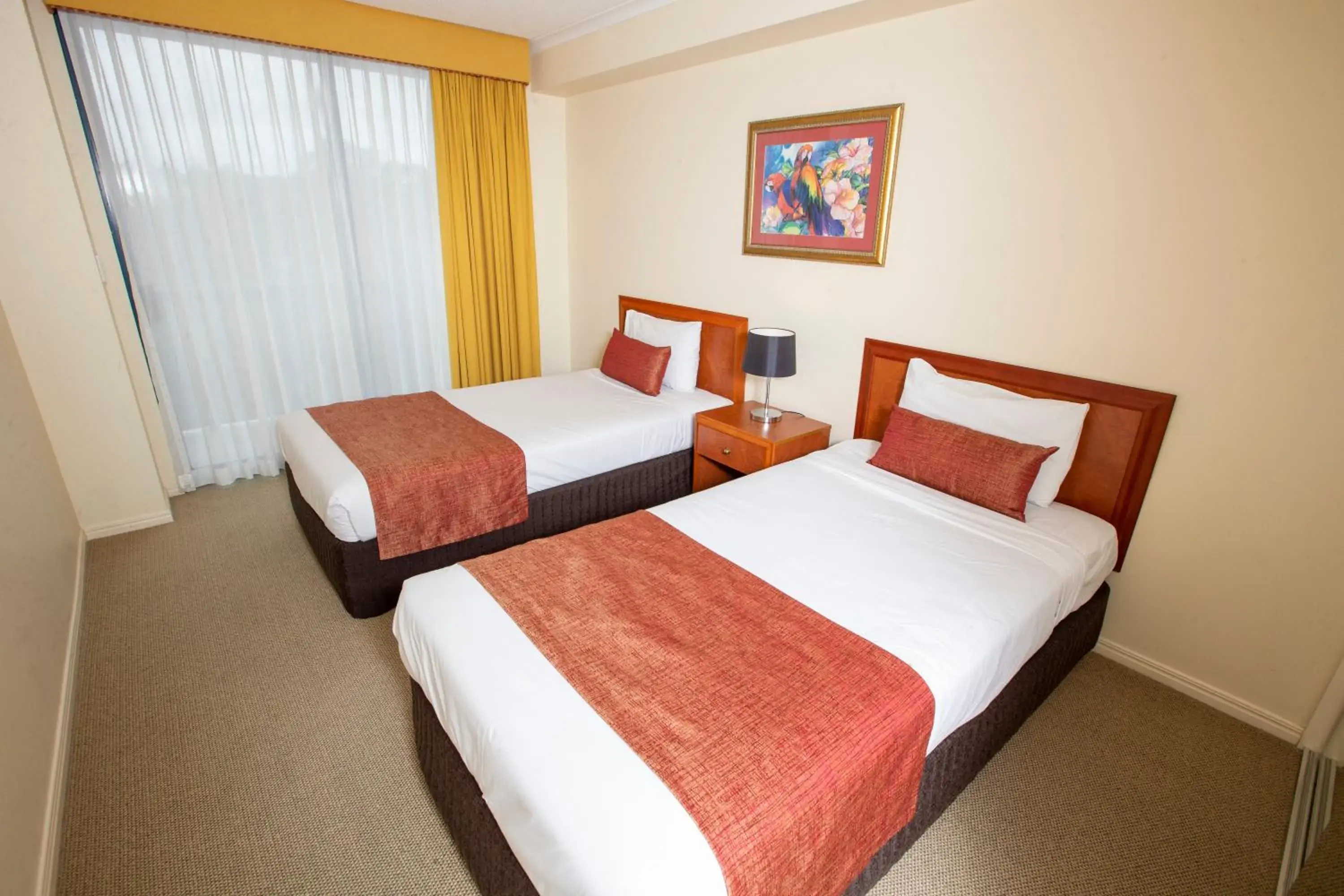 Bed in Springwood Tower Apartment Hotel