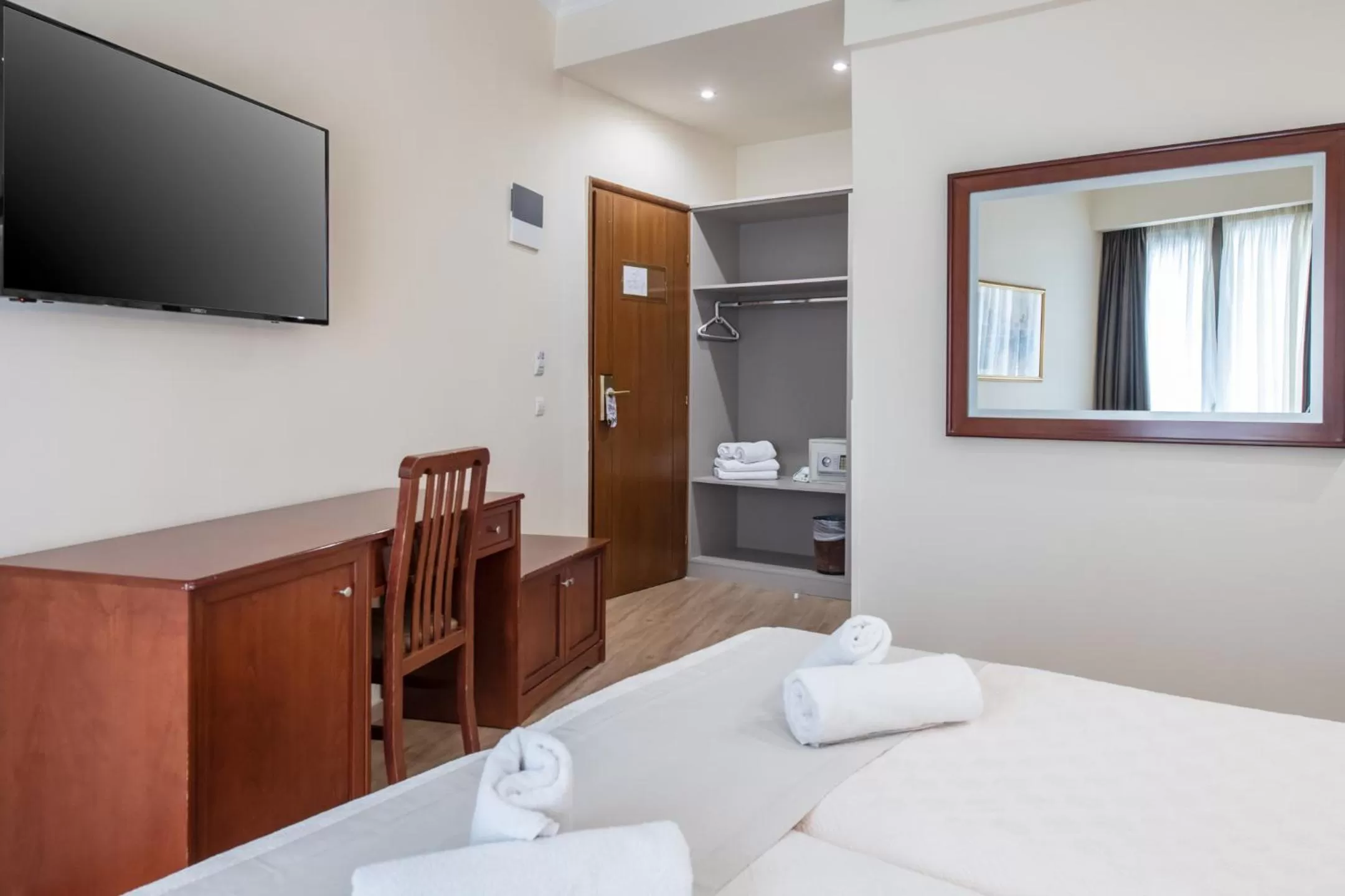 Bed in Athens Golden City Hotel