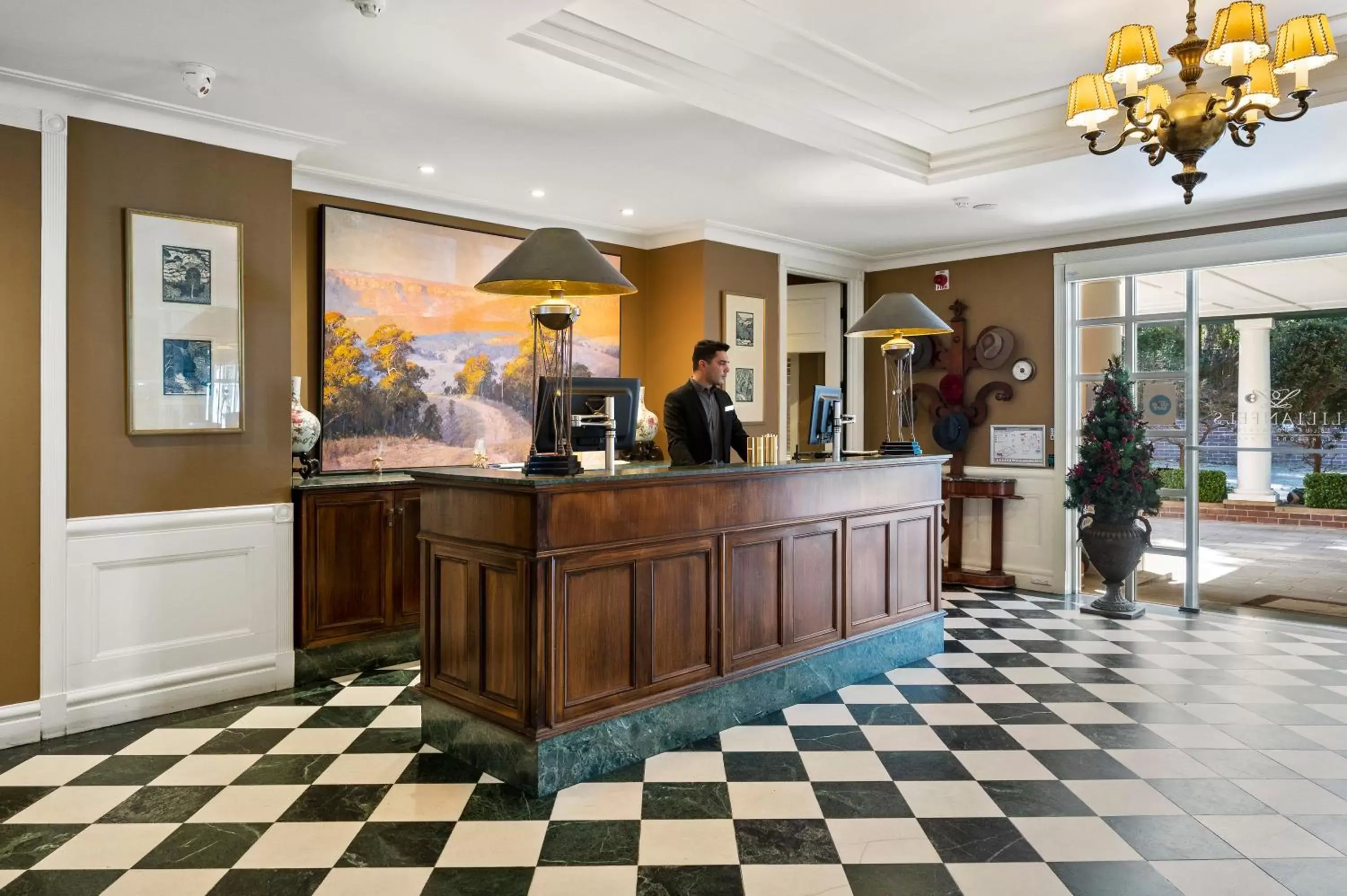 Lobby or reception, Staff in Lilianfels Blue Mountains Resort & Spa