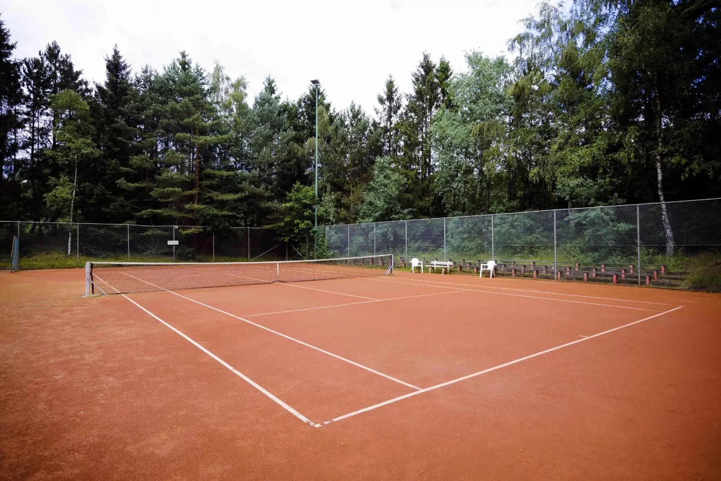 Tennis court, Tennis/Squash in Fletcher Hotel Restaurant De Wipselberg-Veluwe