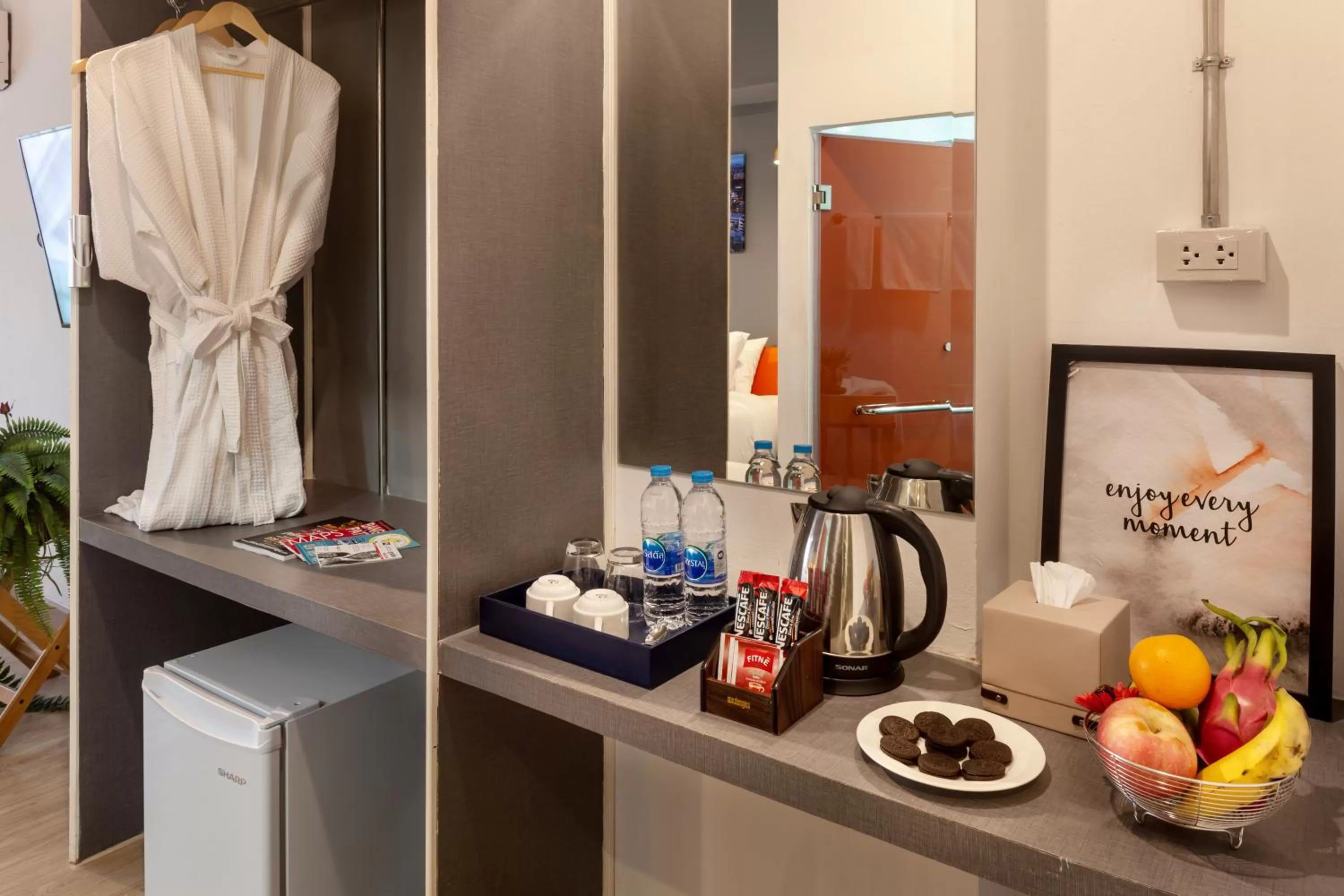 Coffee/tea facilities in 7 Stays Pattaya Hotel