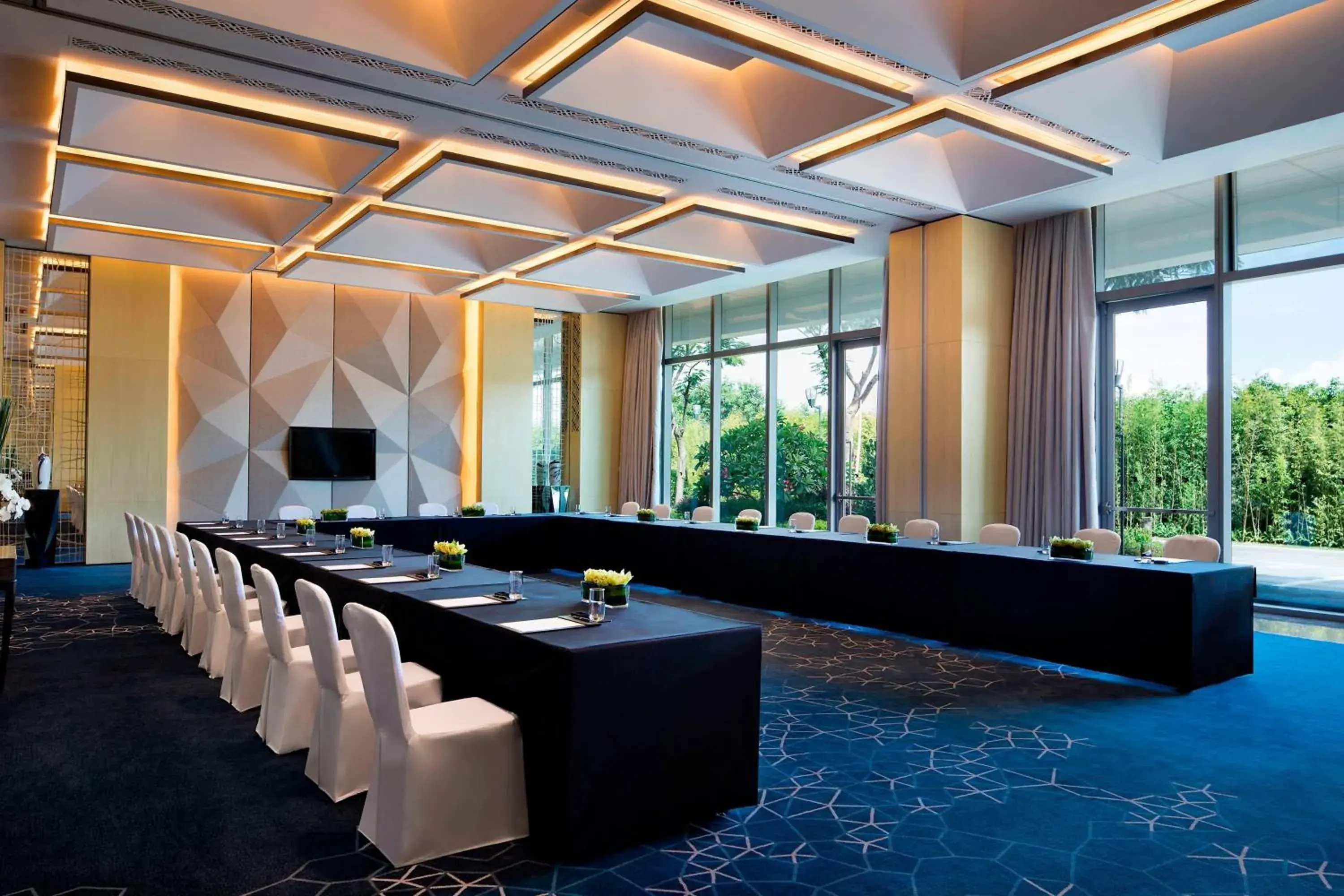 Meeting/conference room in JW Marriott Hotel Shenzhen Bao'an International Airport