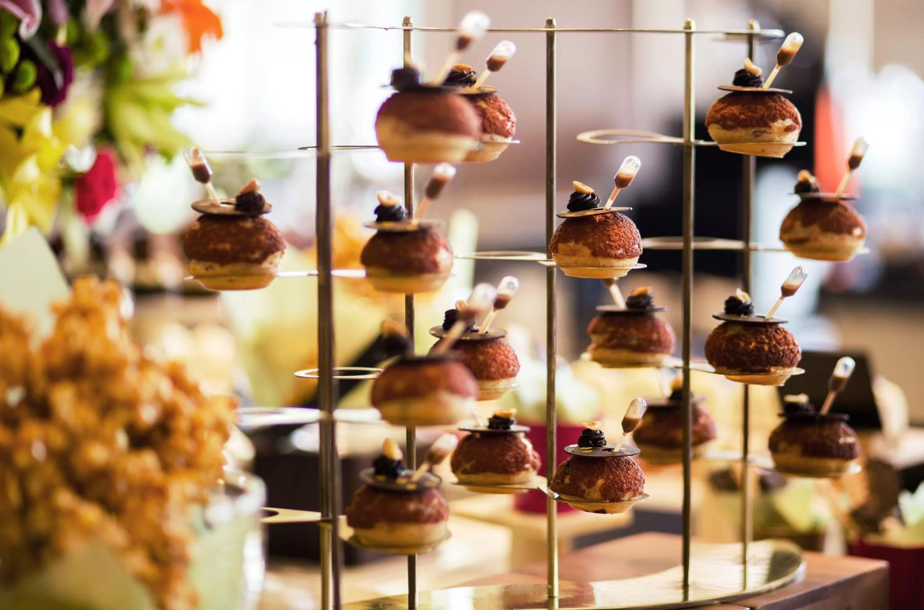 Restaurant/places to eat in Taj Palace, New Delhi