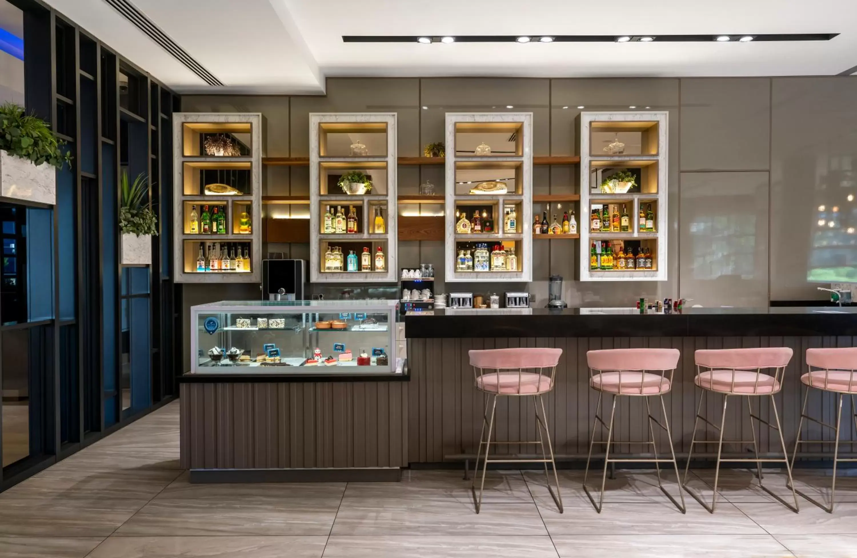 Lounge or bar in Novotel Trabzon