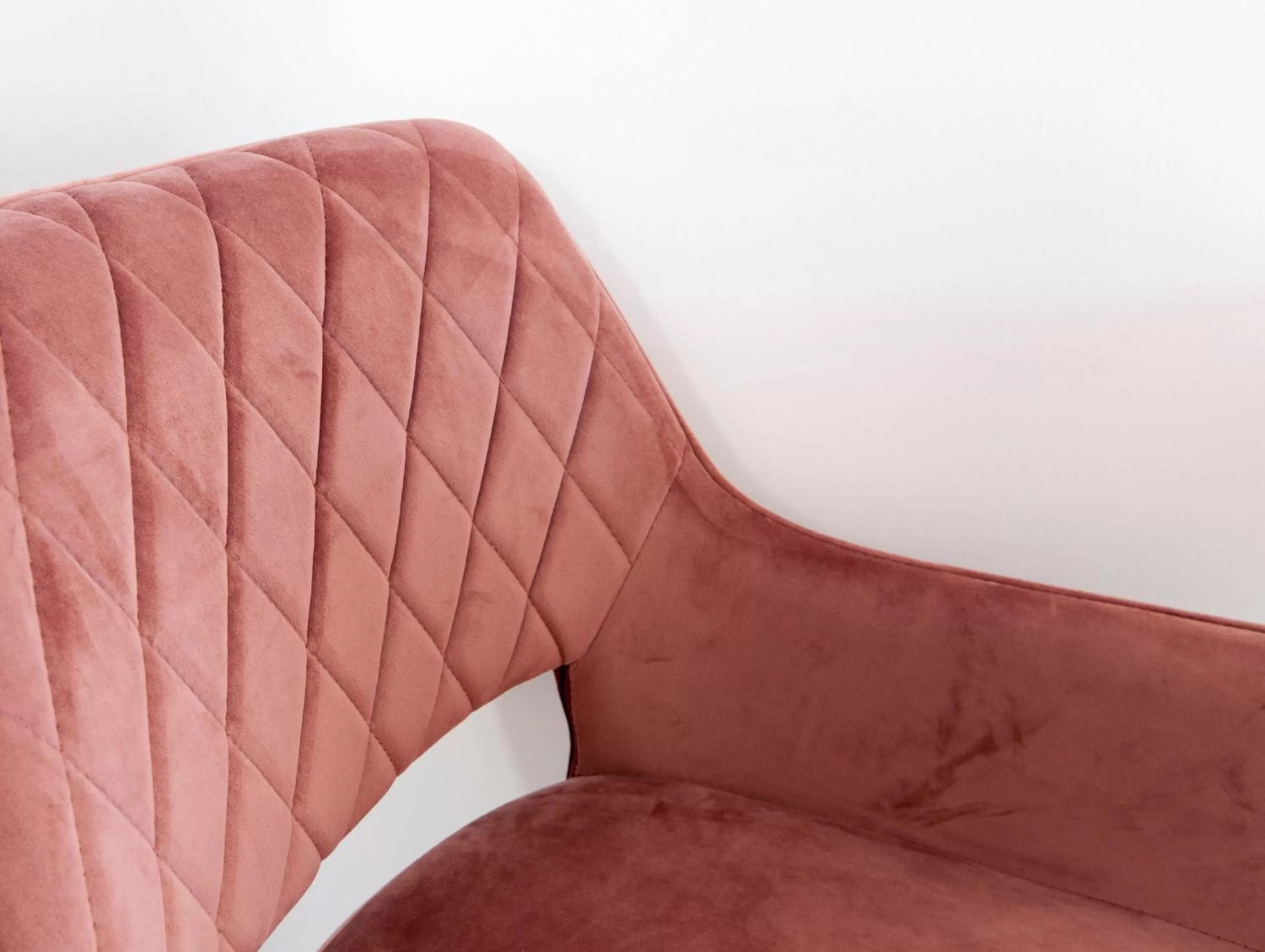 Dining area in Villa Tara Bük