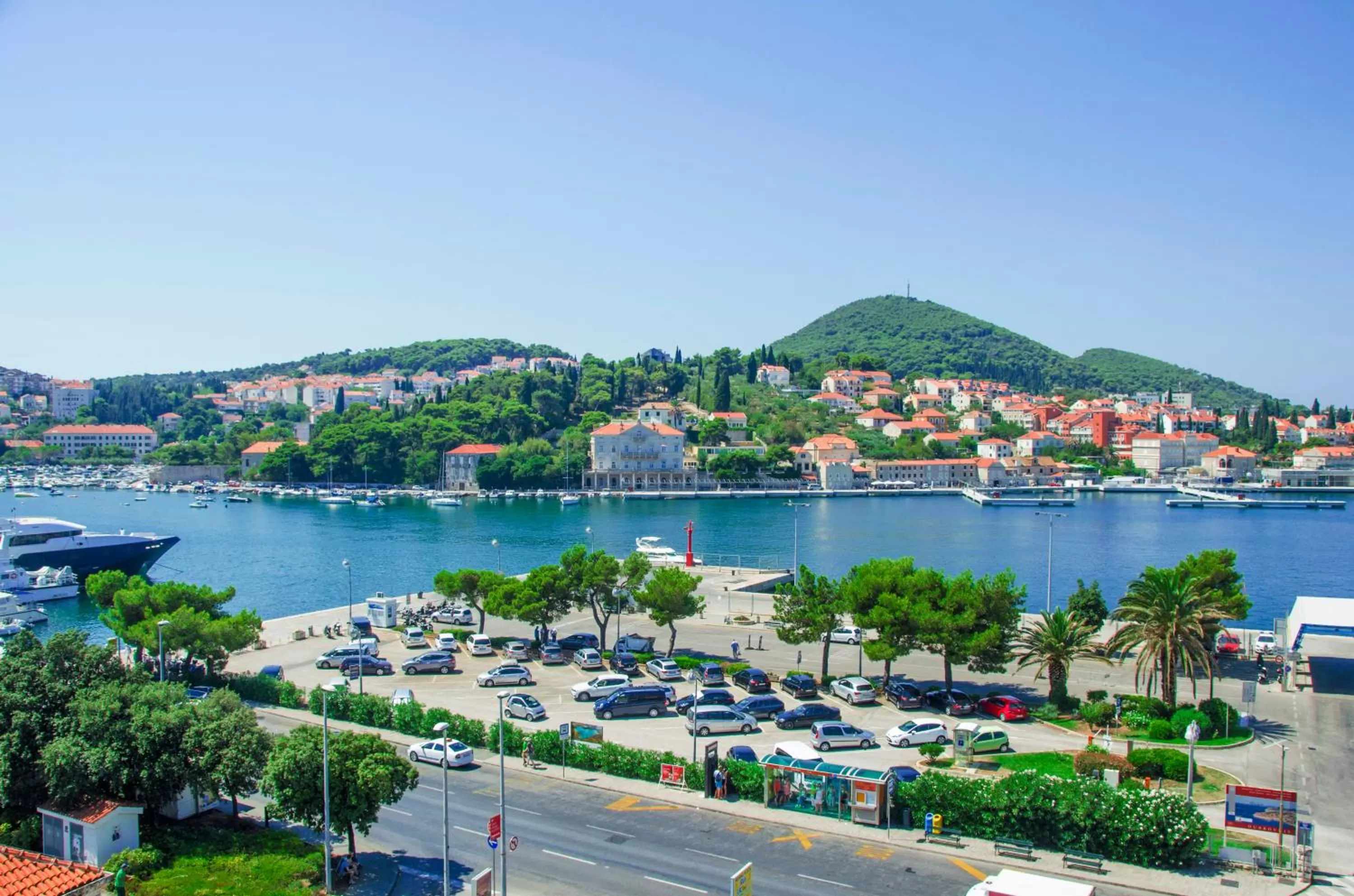 Nearby landmark, River View in Hotel Petka