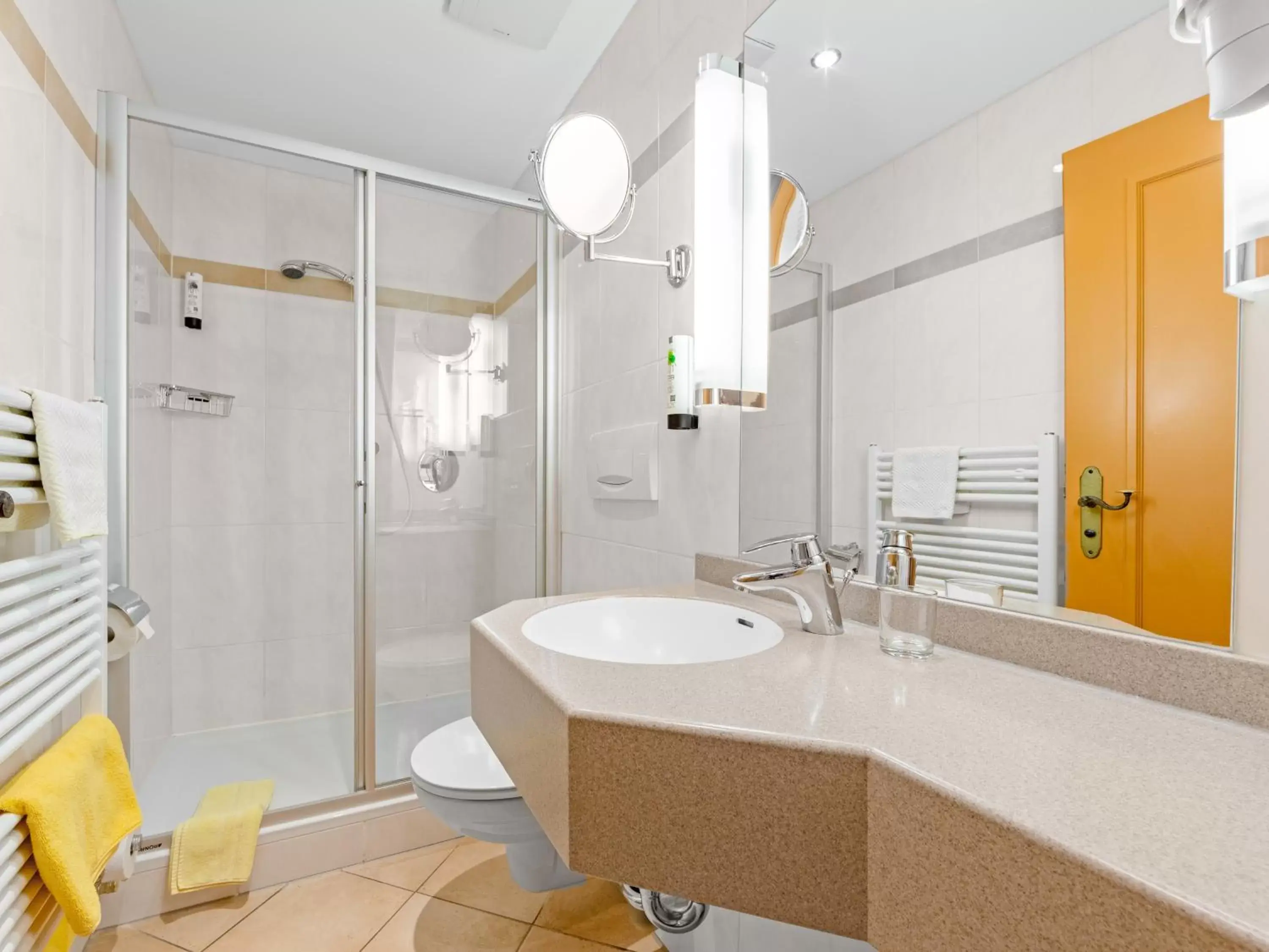 Single Room with Balcony - single occupancy in Landhotel Gabriele Single Room with Balcony - single occupancy in Landhotel Gabriele