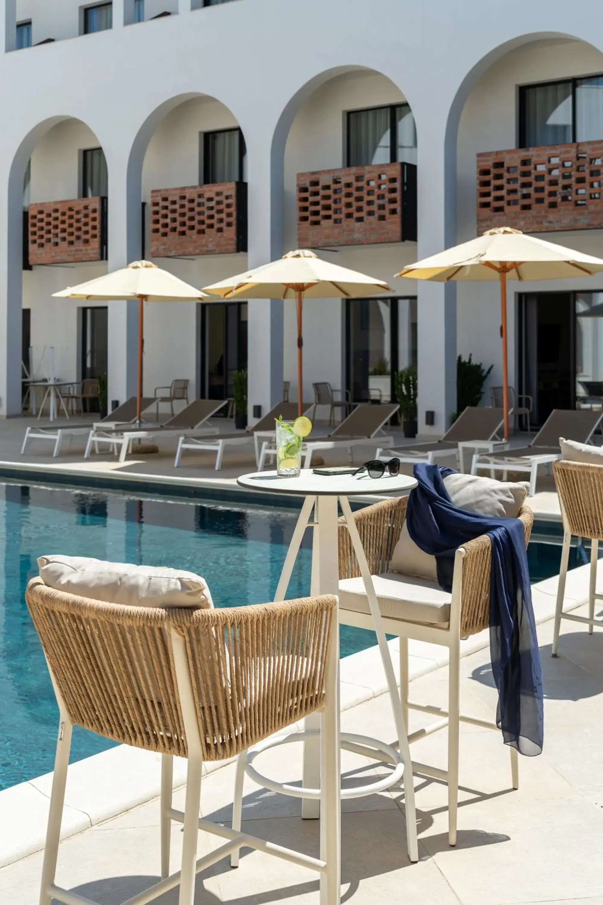 Balcony/Terrace, Swimming Pool in Mercure Conacul Cozieni Resort