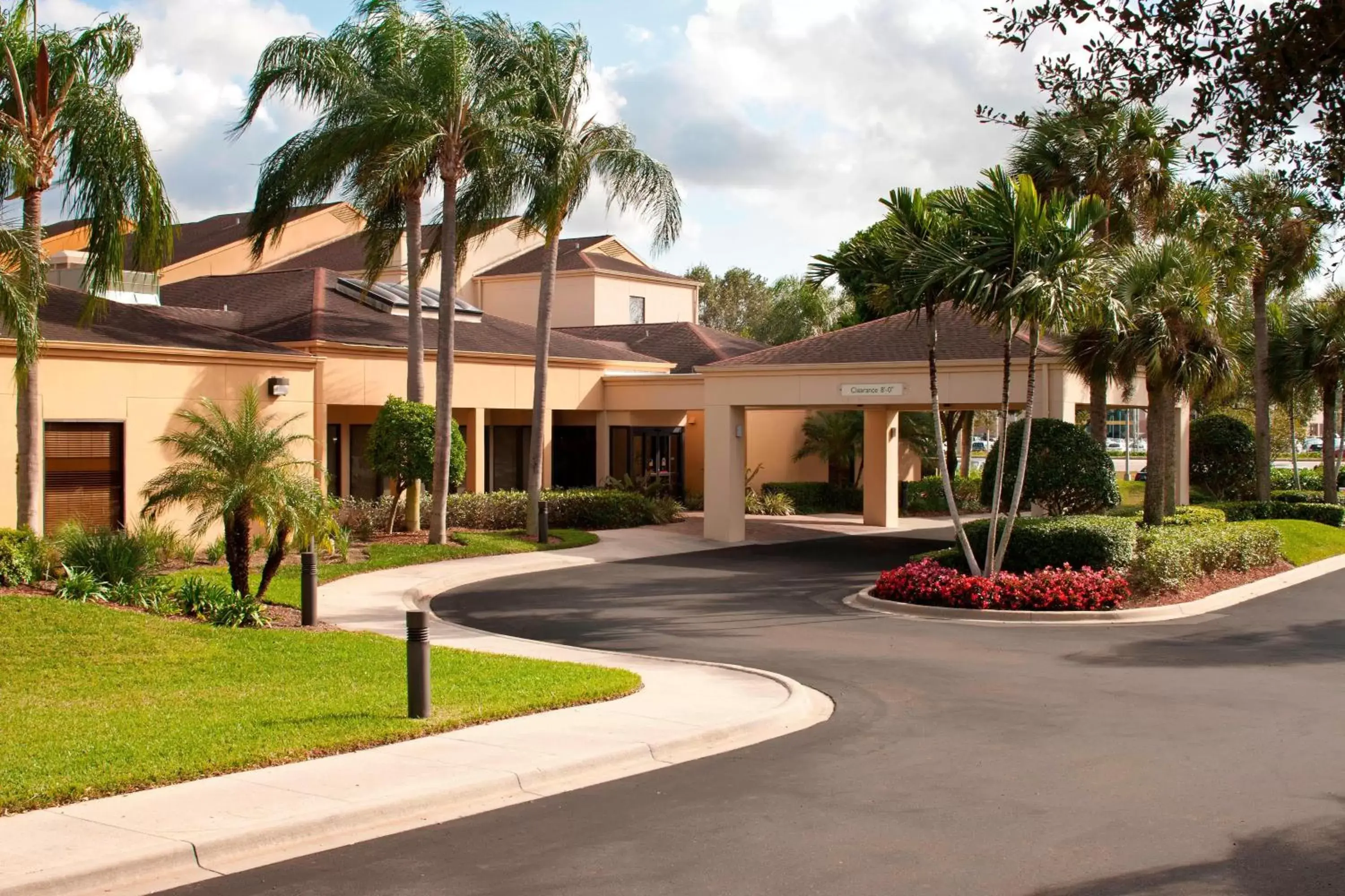 Property Building in Courtyard Fort Myers Cape Coral