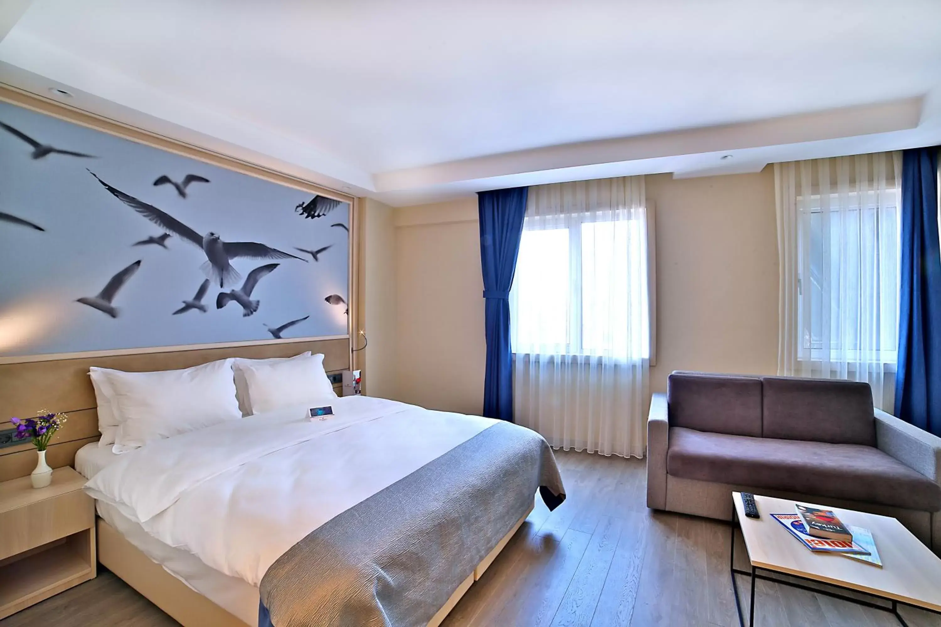 Bedroom, Bed in Ramada by Wyndham Istanbul Old City