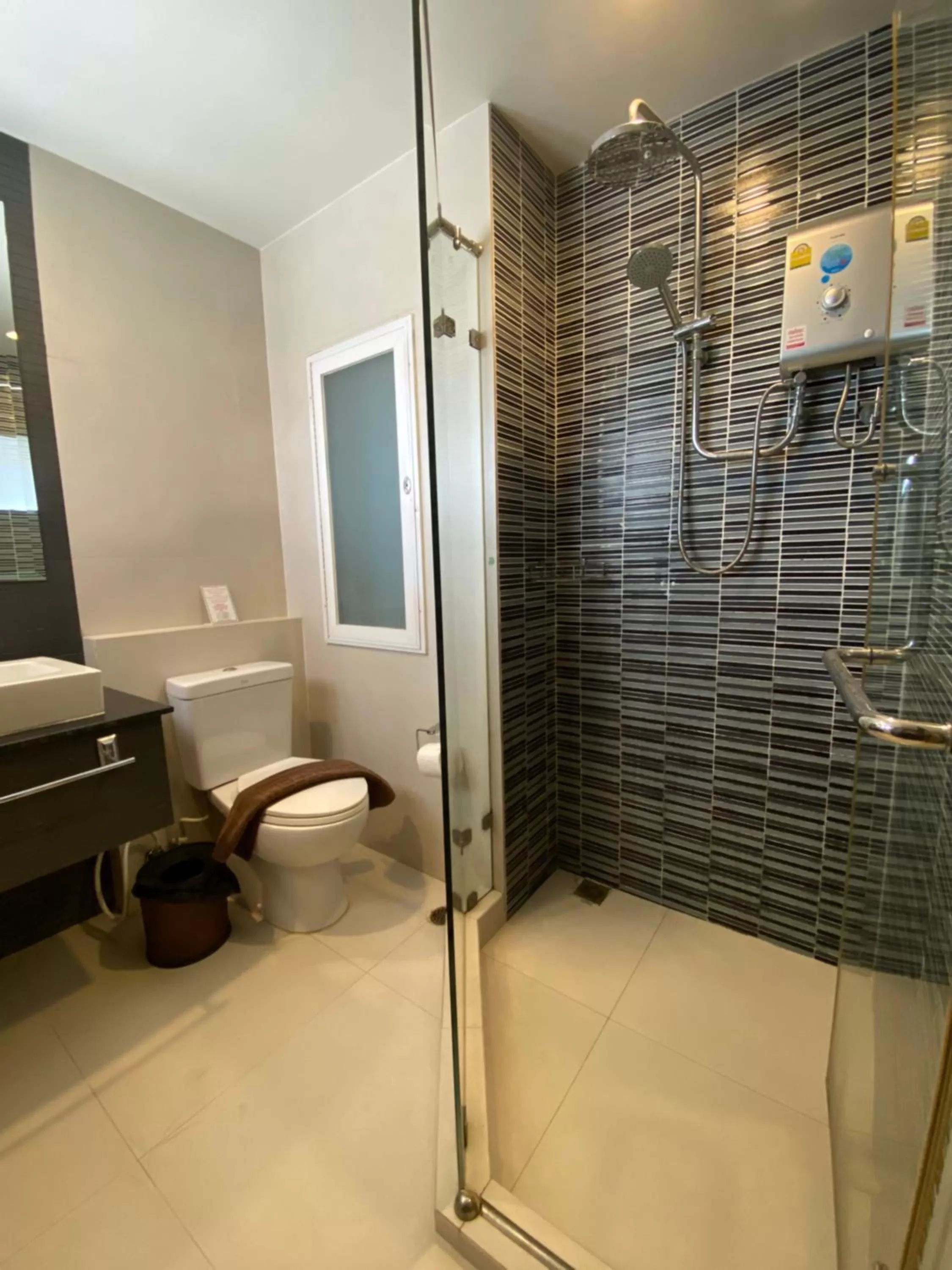 Shower in Le Vernissage by Goad Avadhess Hospitality