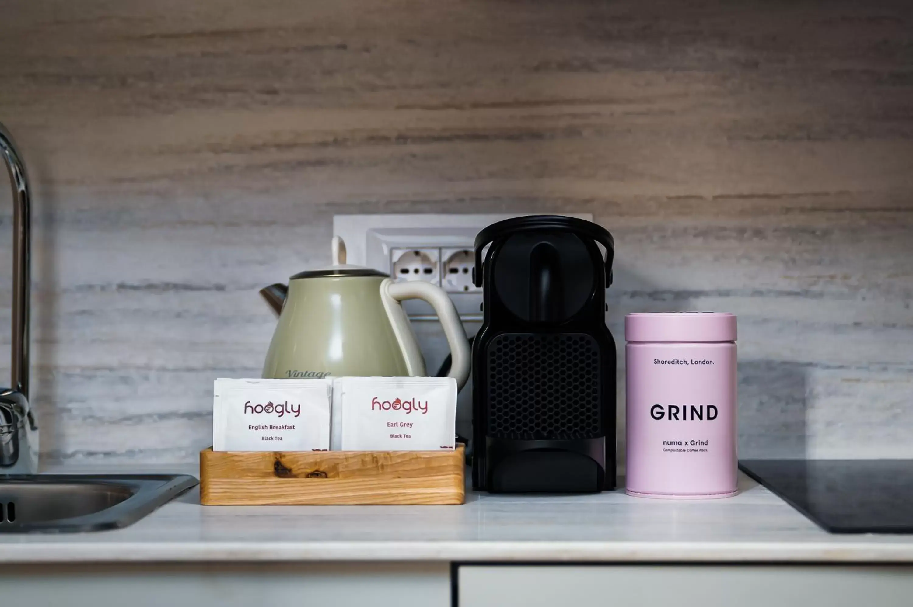 Coffee/tea facilities in Adore Rooms & Apartments