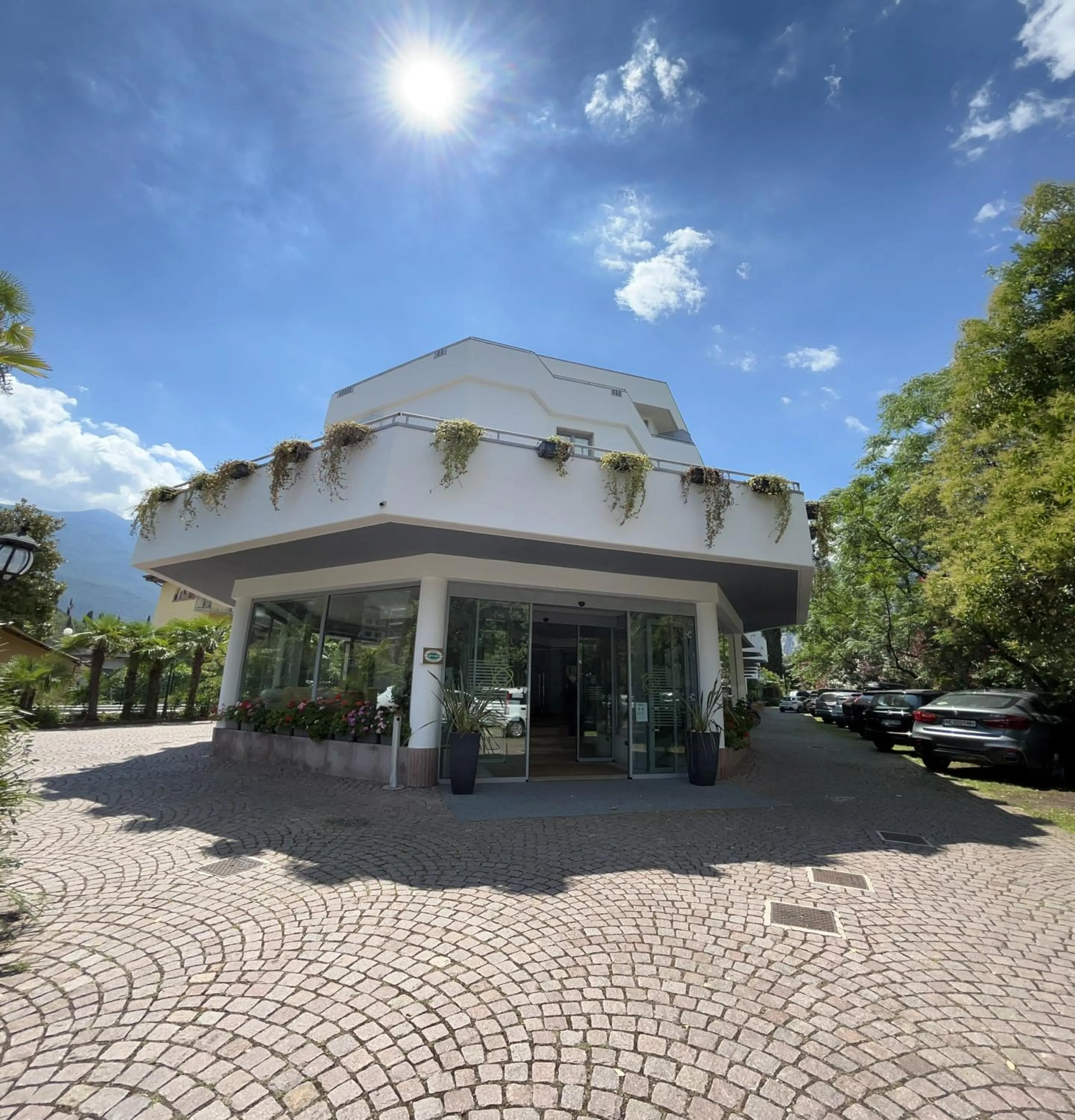 Property building in Hotel Oasi Wellness & Spa