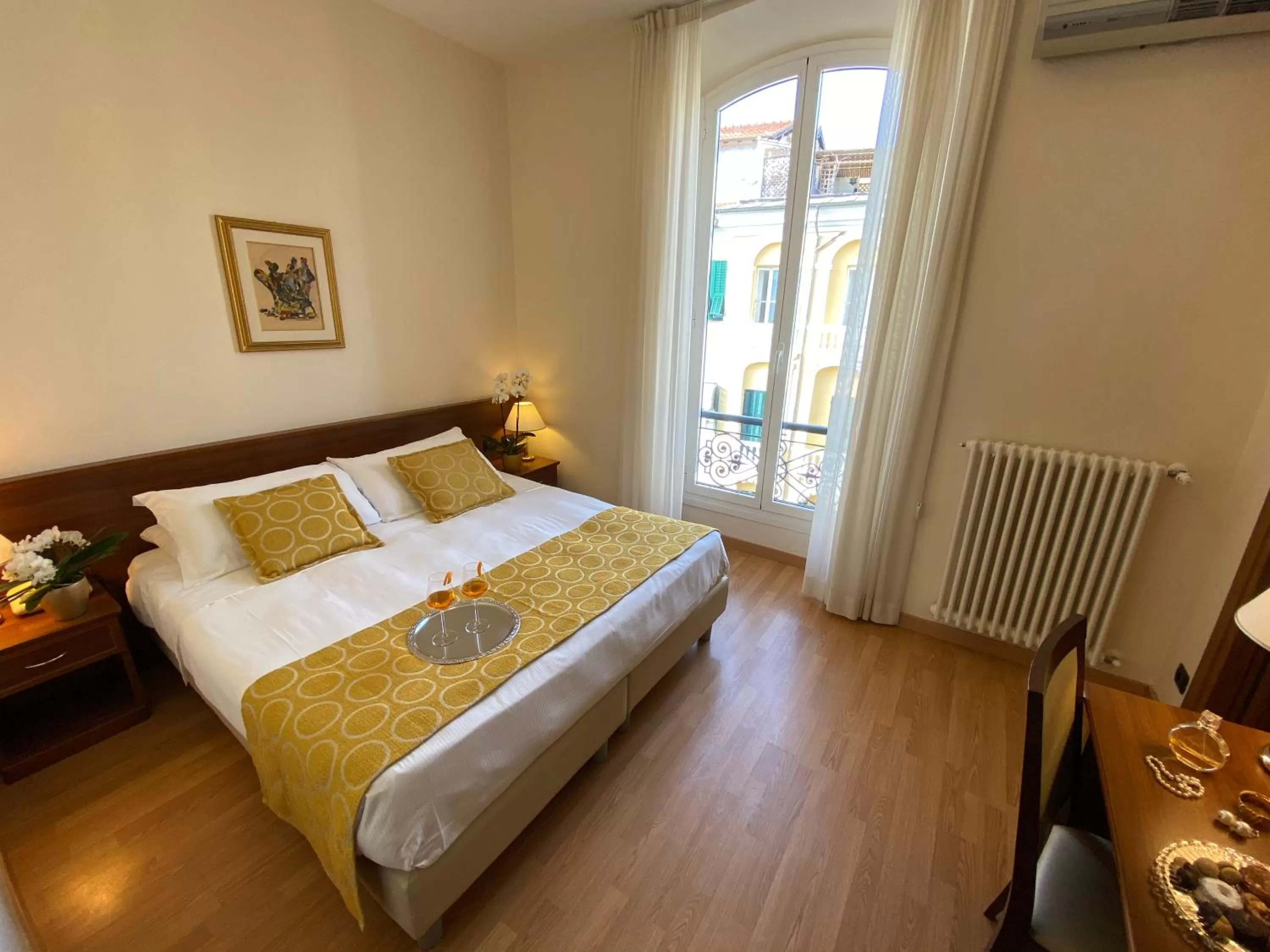 Photo of the whole room, Bed in Hotel Eletto