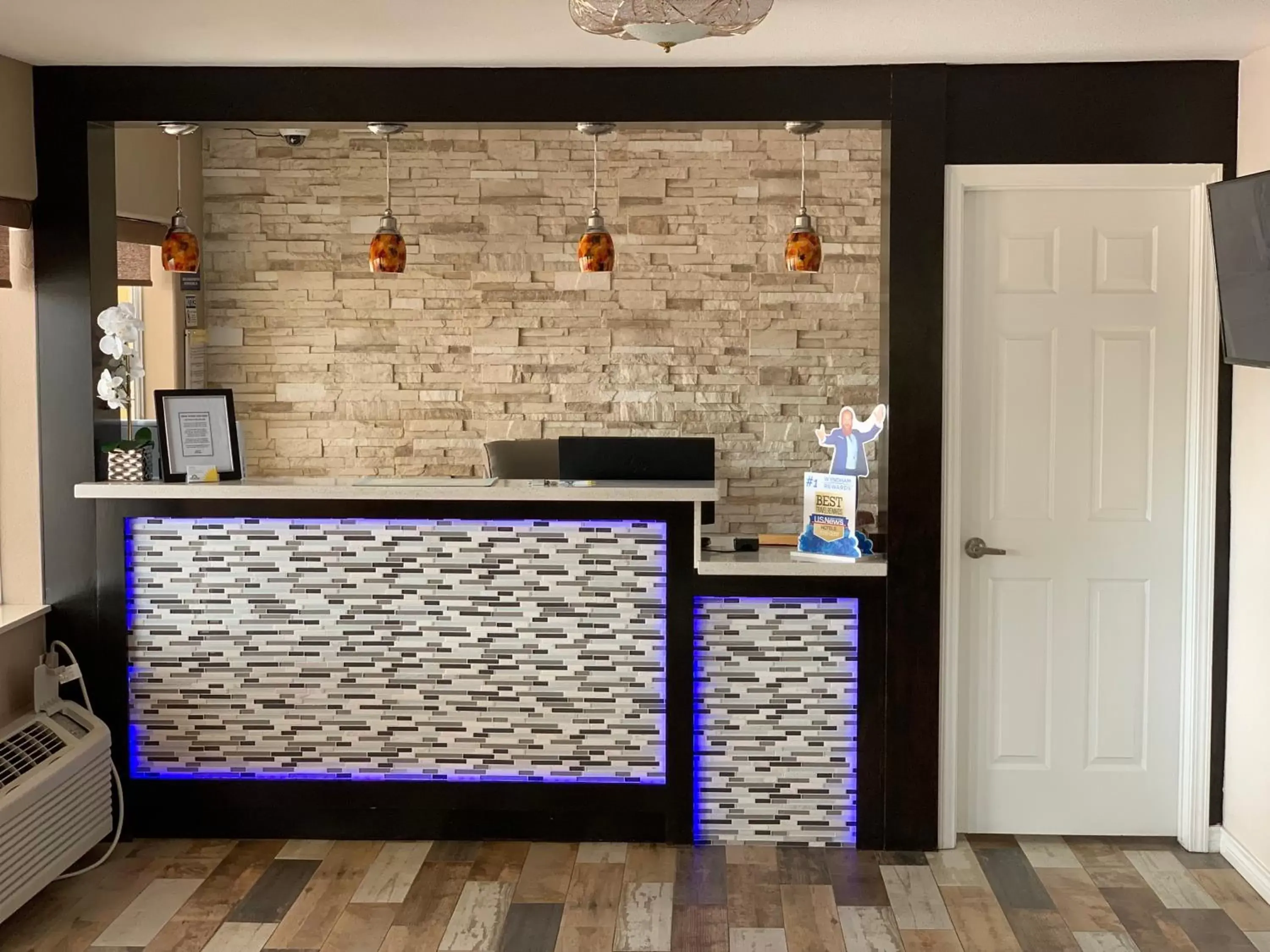 Lobby or reception in Days Inn by Wyndham Orange