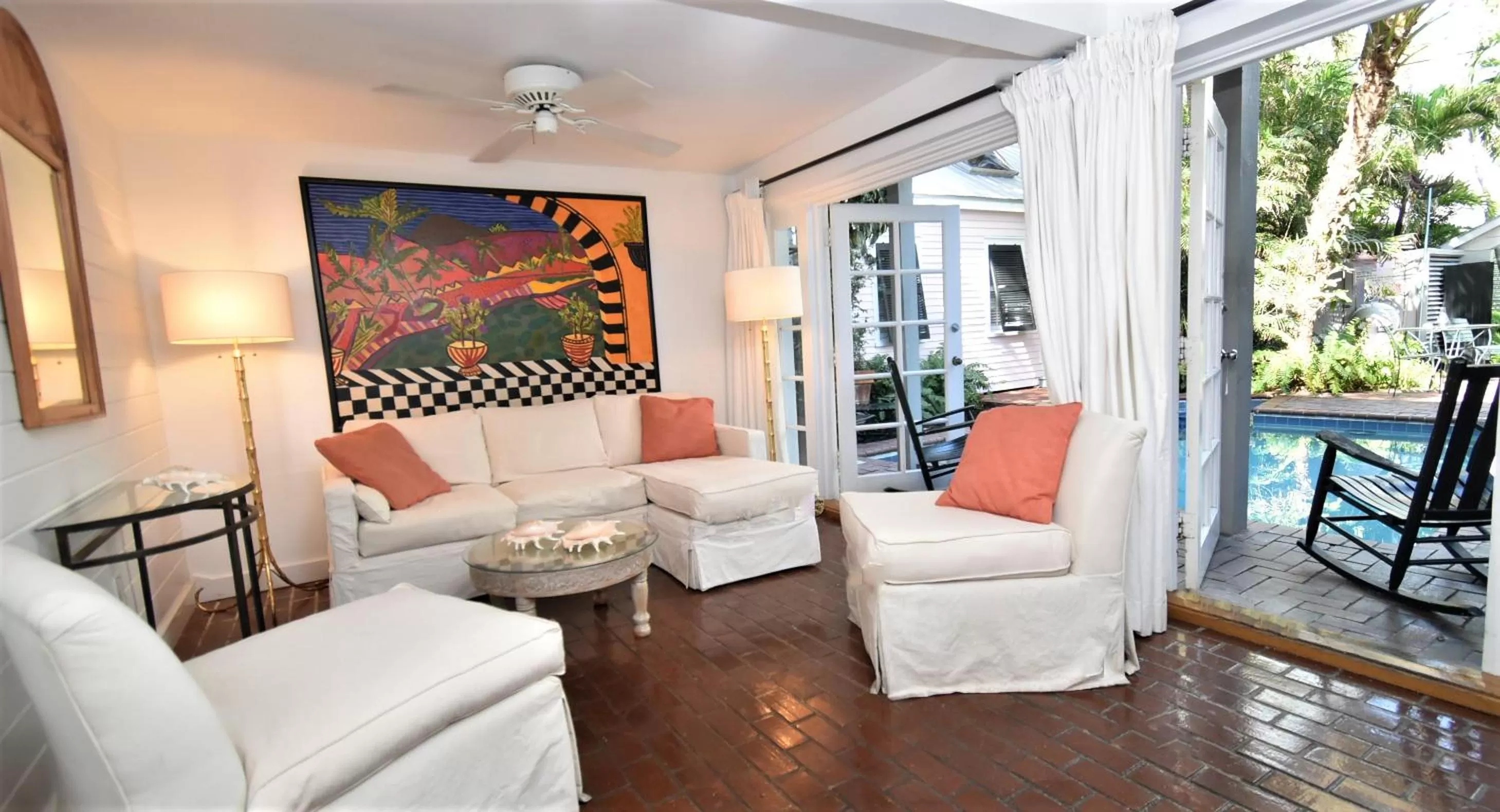 Simonton Court Historic Inn & Cottages