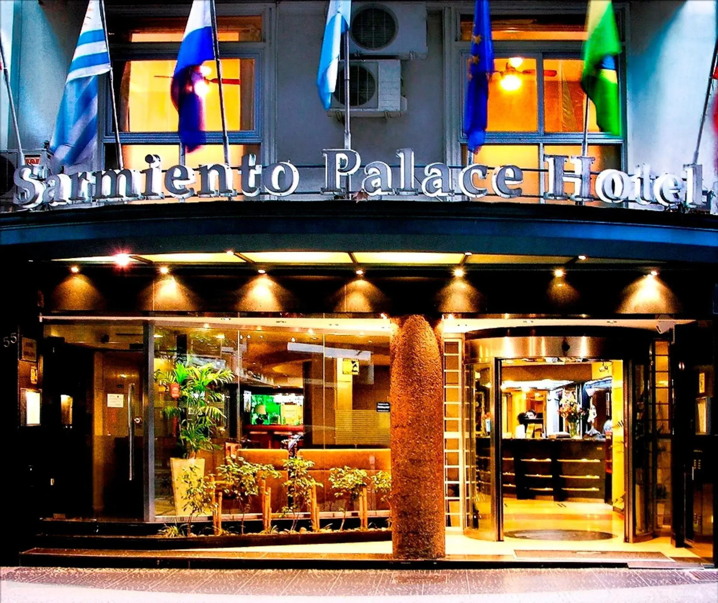 Facade/entrance in Sarmiento Palace Hotel